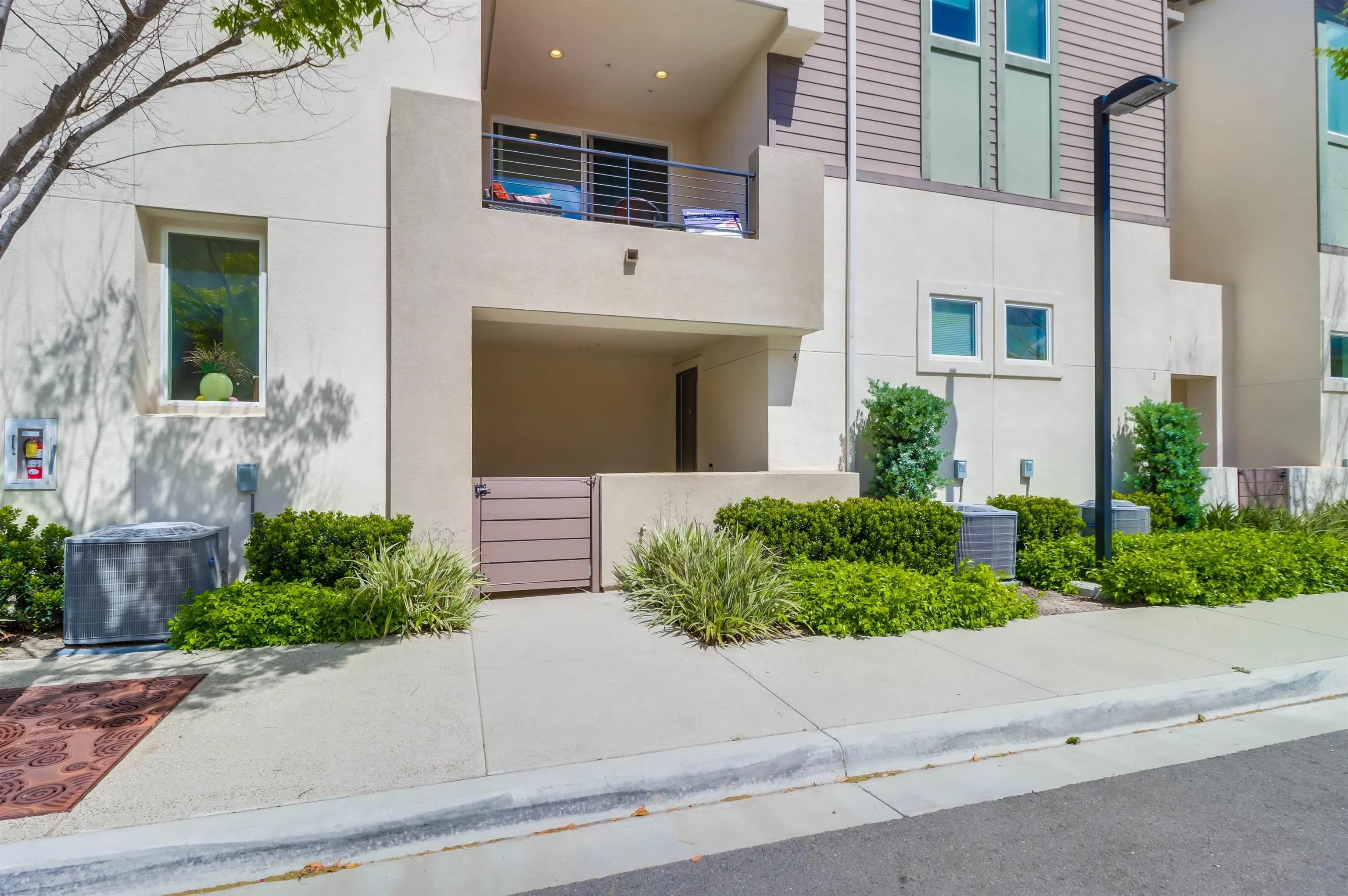 Photo #2: 250035406 Listing 
