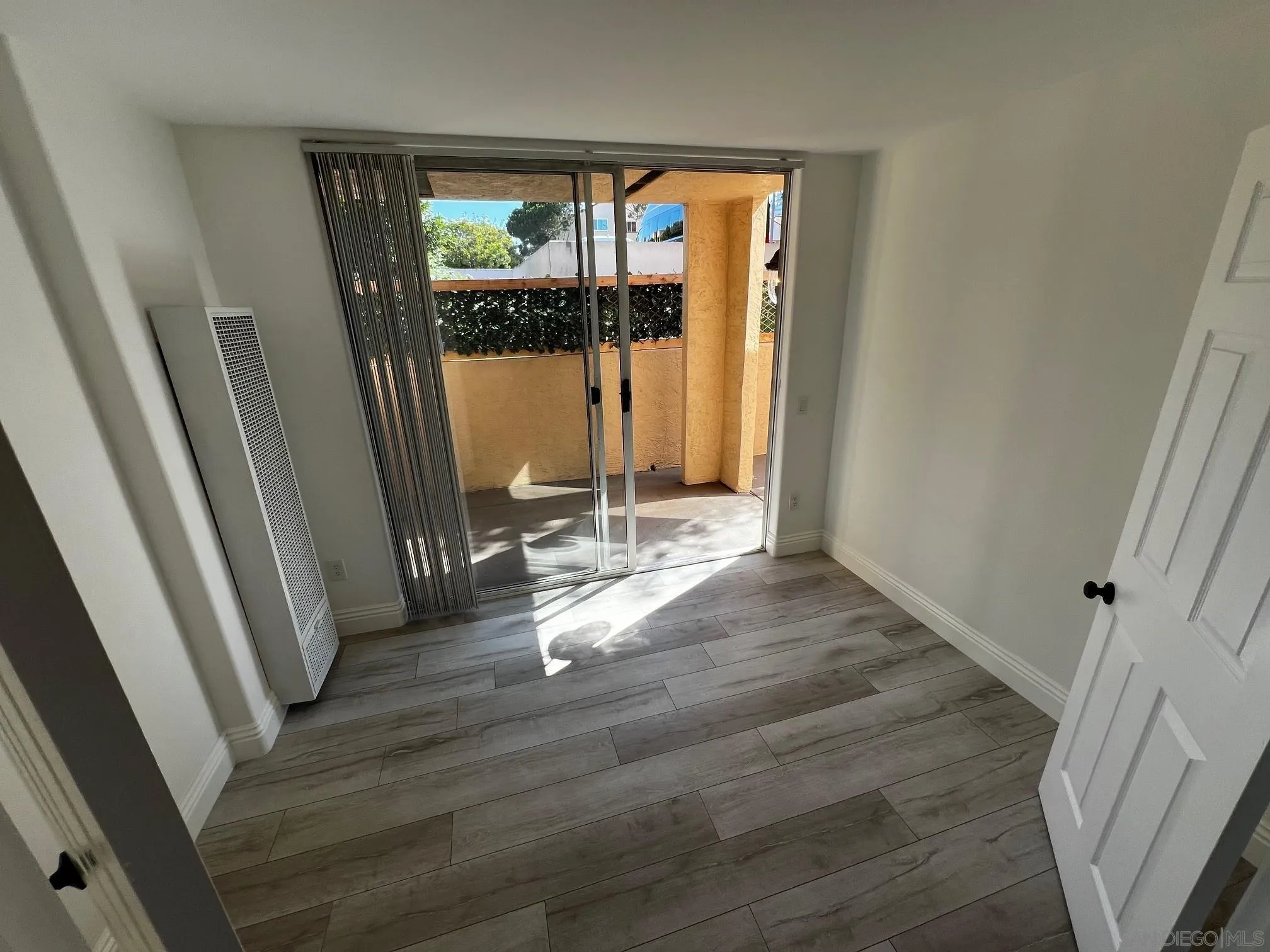 Photo #5: 250035413 Listing 