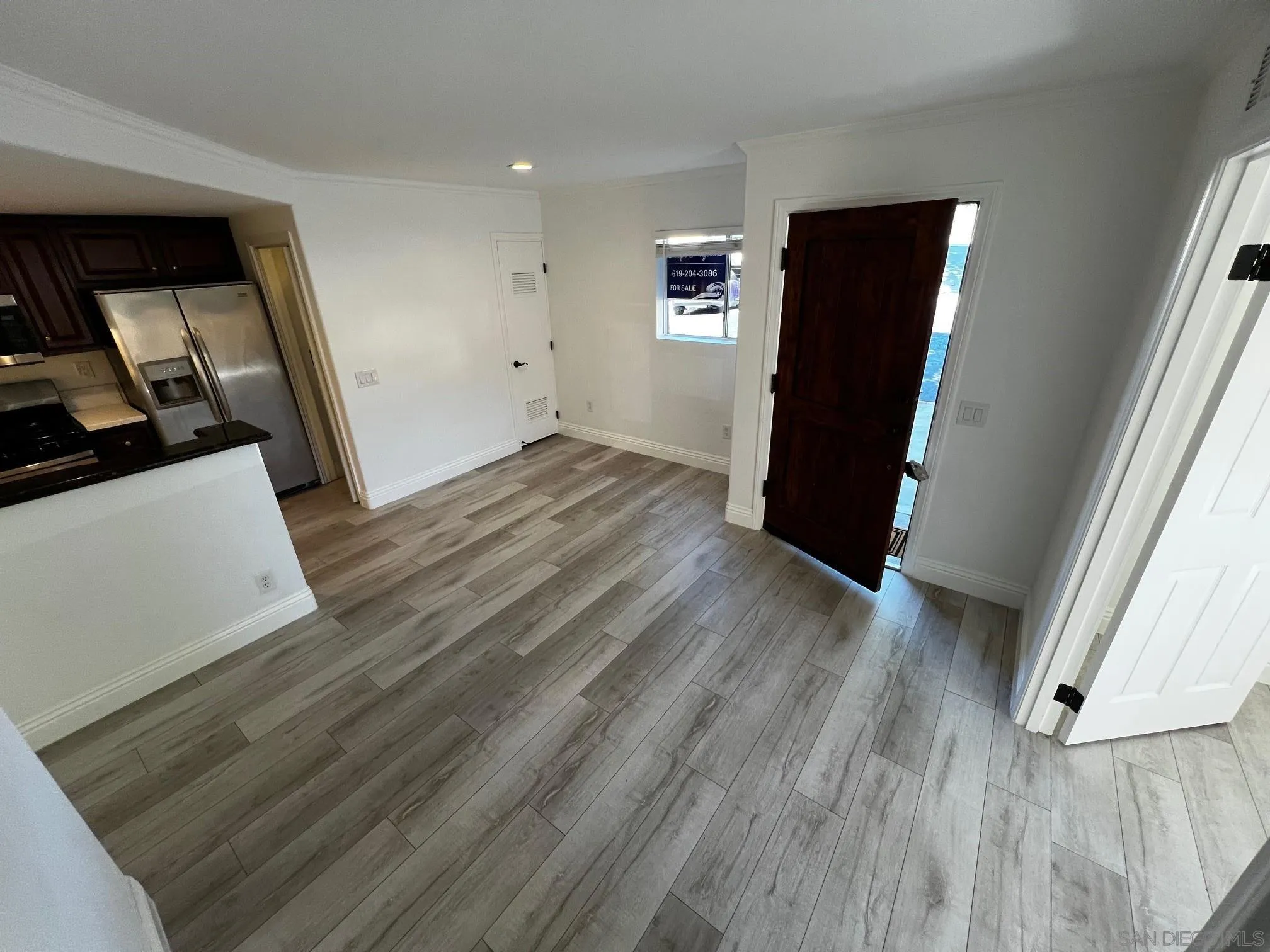 Photo #3: 250035413 Listing 