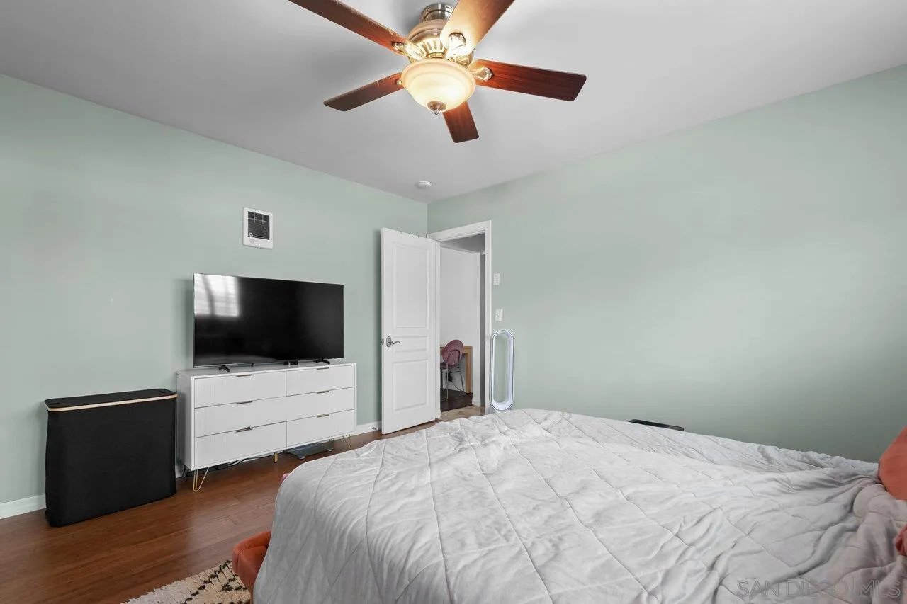 Photo #10: 250035416 Listing: Photo #10