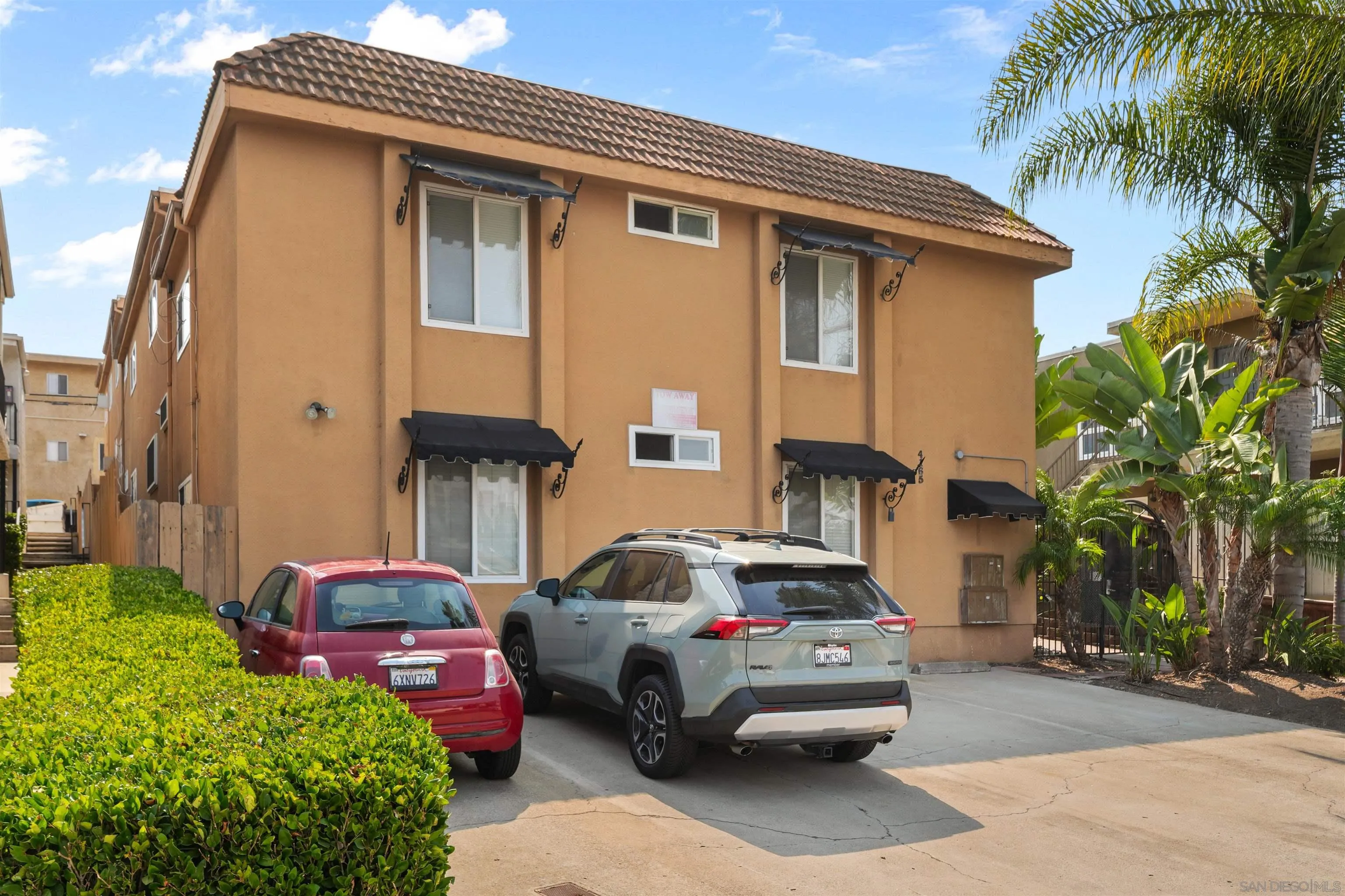 MLS: 250035416 Condo For Sale