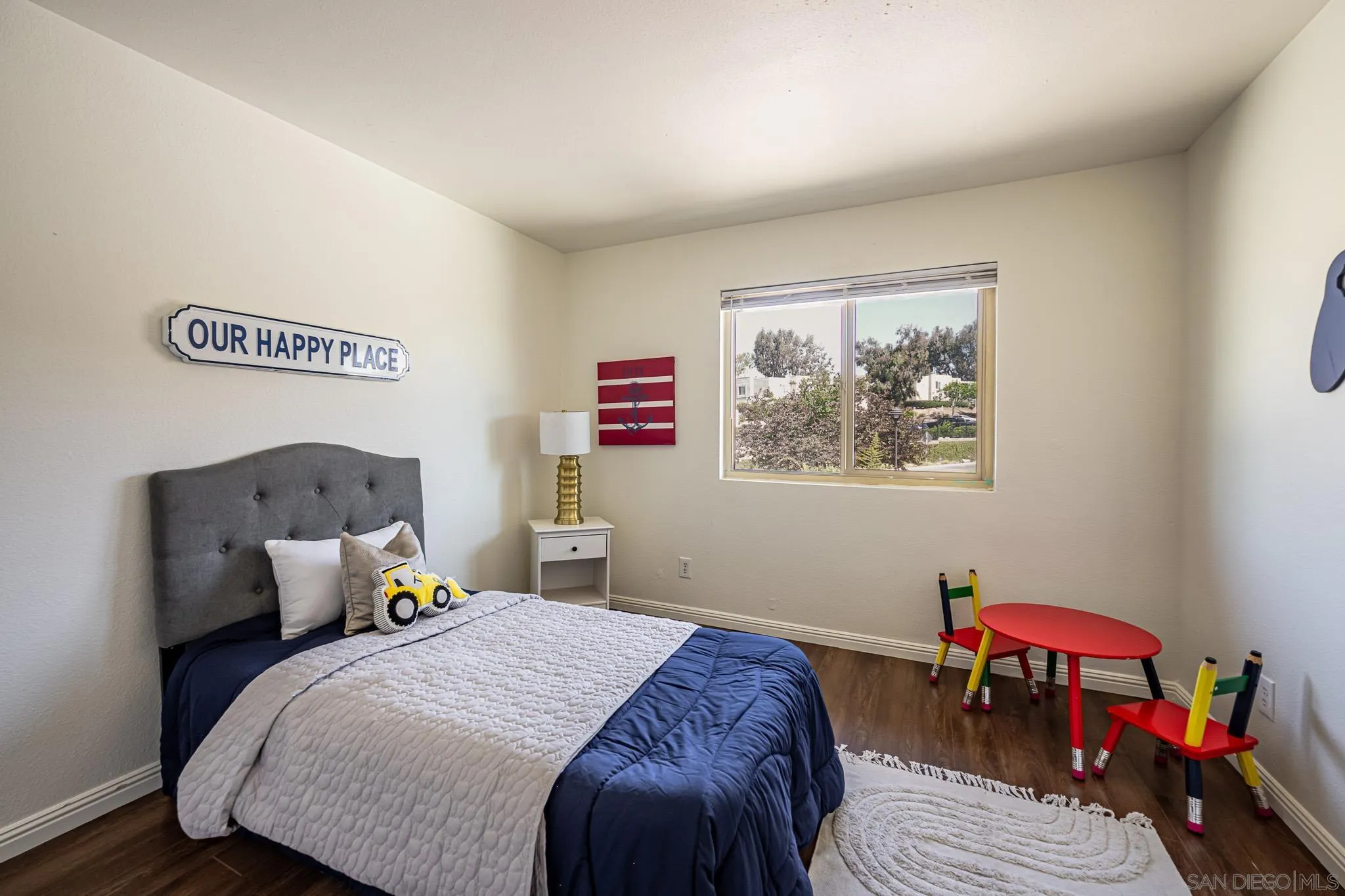 Photo #7: 250035428 Listing: Photo #7