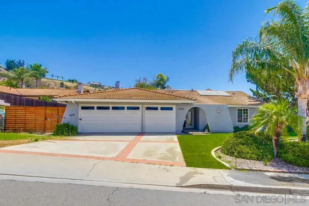 https://cdn.realtyfeed.com/cdn/127/250035430/3ac952402e8fe35f967a19be8ec1f4d2.webp