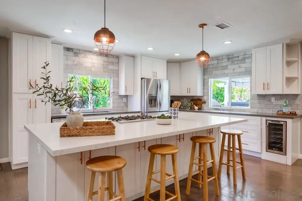 https://cdn.realtyfeed.com/cdn/127/250035430/6793f27a2d05552a0ac16c63b4e4e698.webp