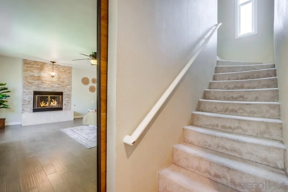 https://cdn.realtyfeed.com/cdn/127/250035430/9d21bcb4d01081a2c05b9d703c197bb0.webp