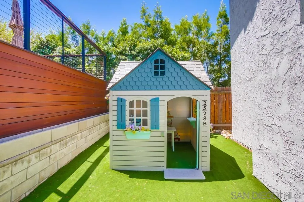 https://cdn.realtyfeed.com/cdn/127/250035430/cb4c1adc09aac6d0f5fce7ddac1d3182.webp