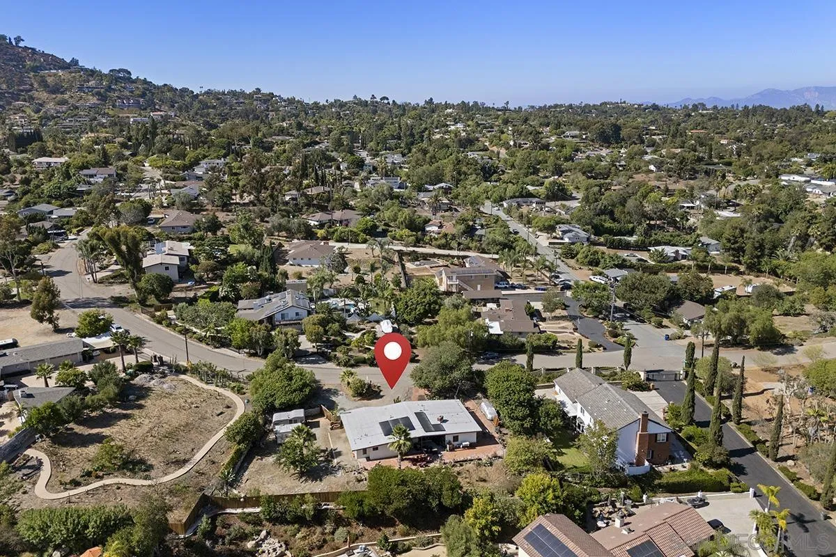 https://cdn.realtyfeed.com/cdn/127/250035438/03d4e4fbceecf7414fd3b3a0b19f9054.webp
