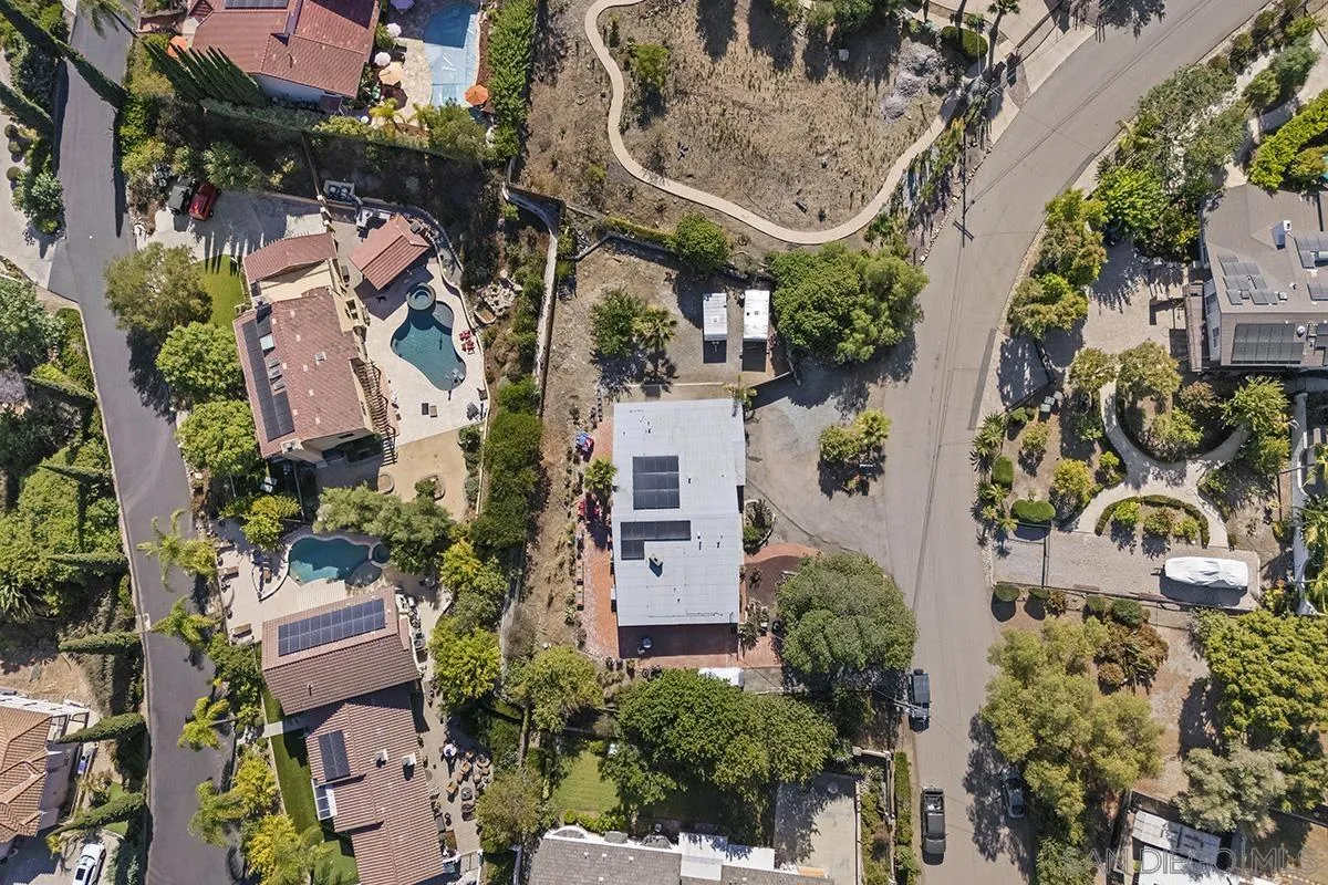 https://cdn.realtyfeed.com/cdn/127/250035438/16033e0bcd6e9926b29d3f5d0951992c.webp