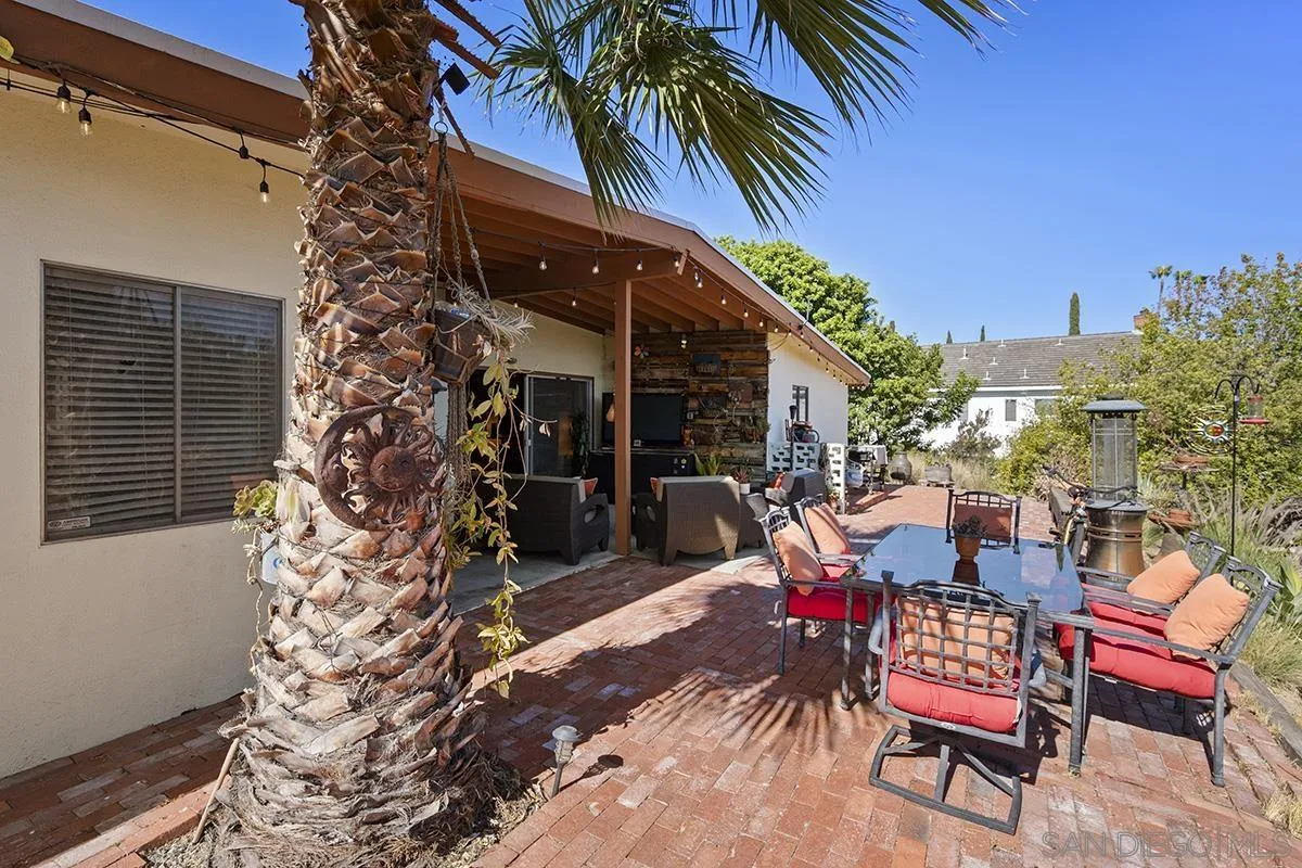 https://cdn.realtyfeed.com/cdn/127/250035438/20427ca1d5e03f63b47c04b5917f8bf6.webp