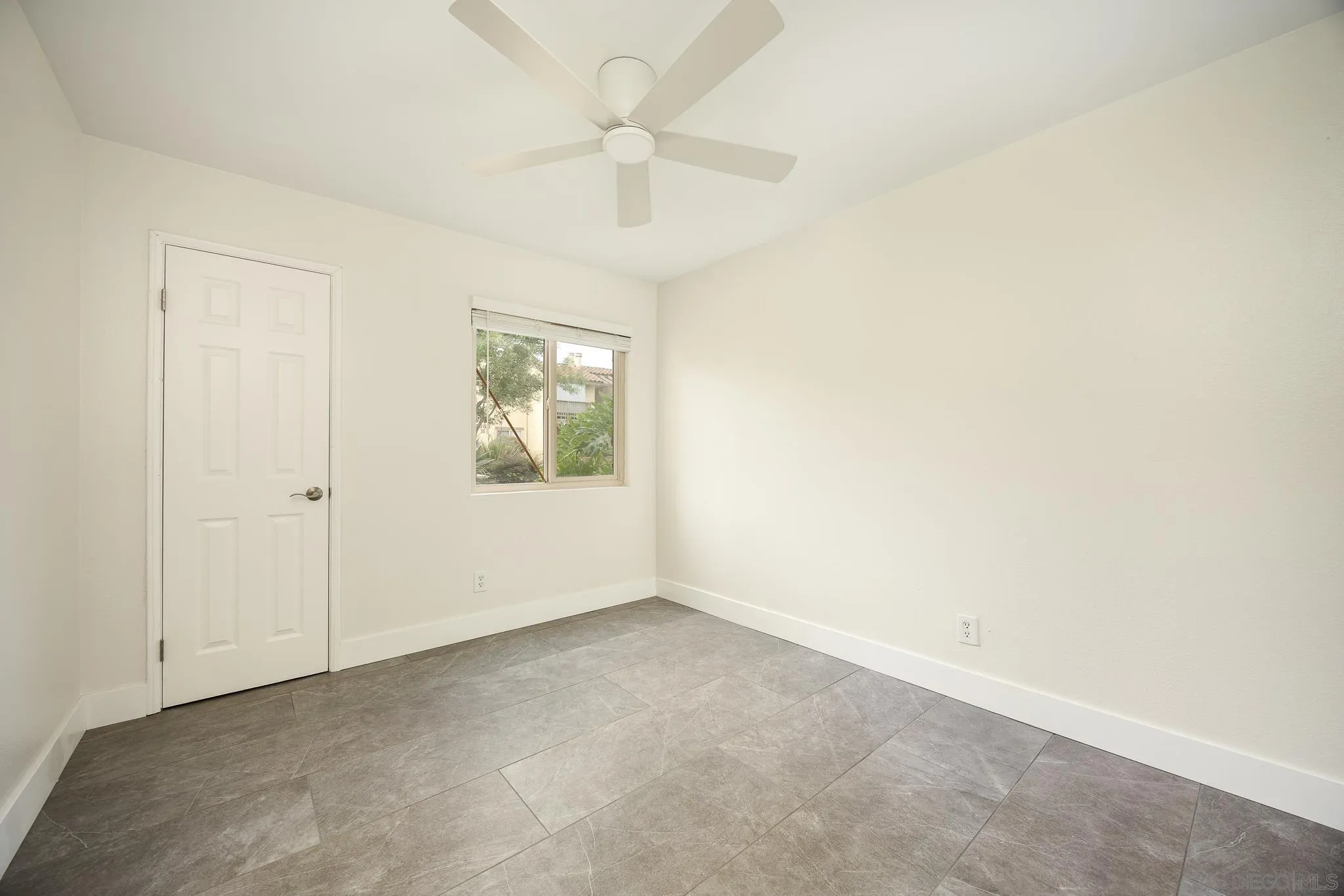 Photo #21: 250035439 Listing: Photo #21