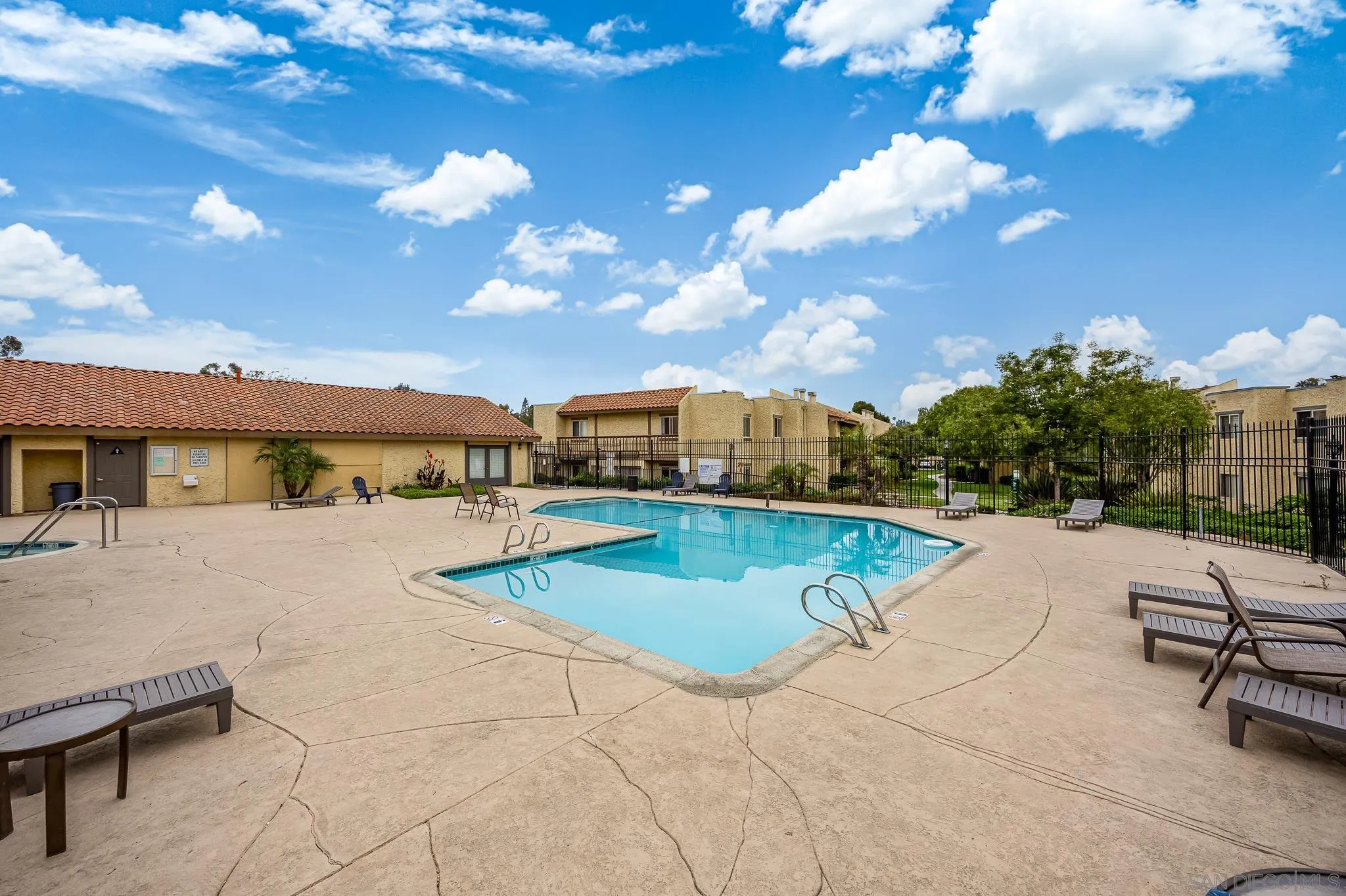 Photo #30: 250035439 Listing: Photo #30