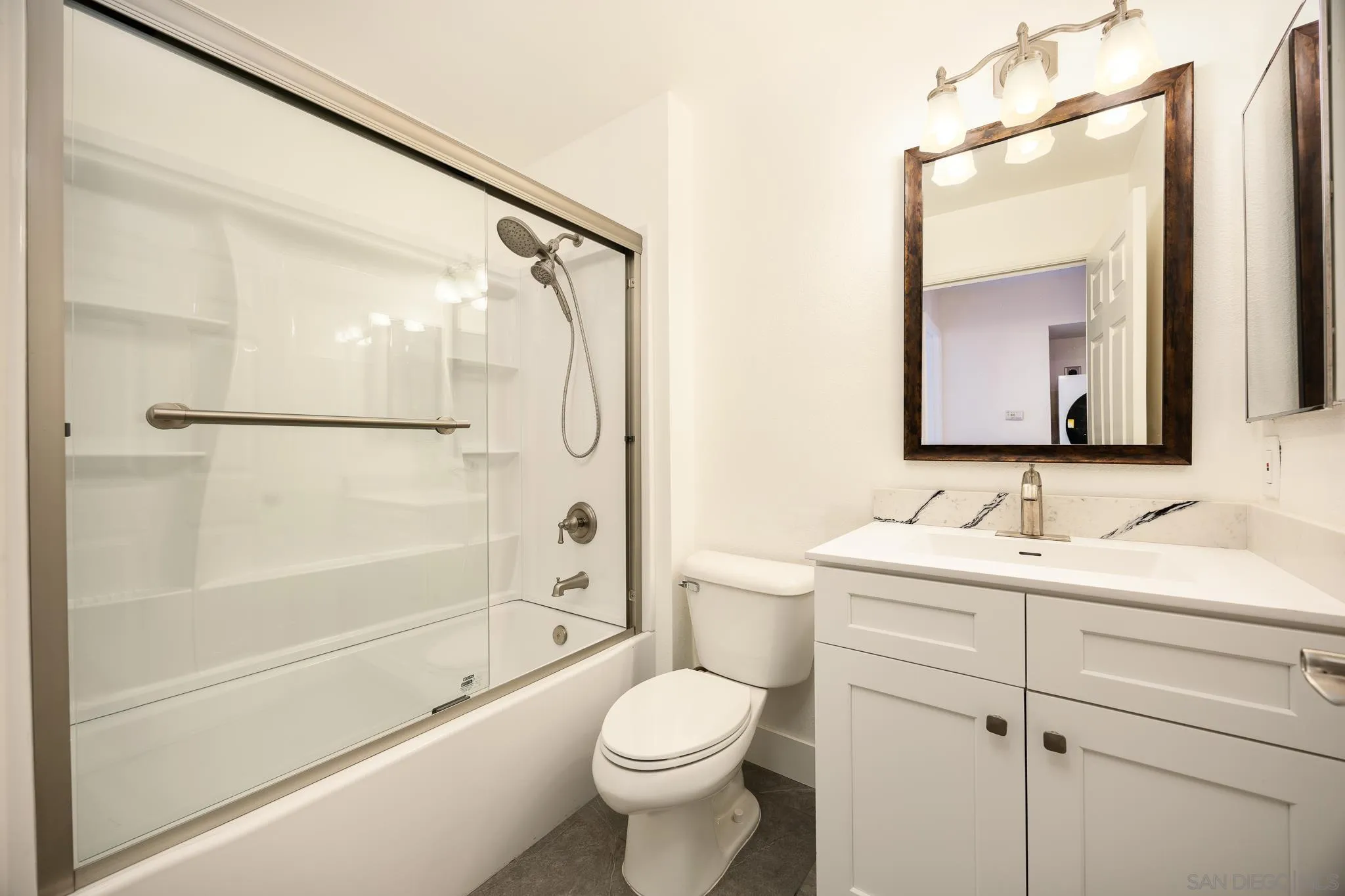 Photo #15: 250035439 Listing: Photo #15