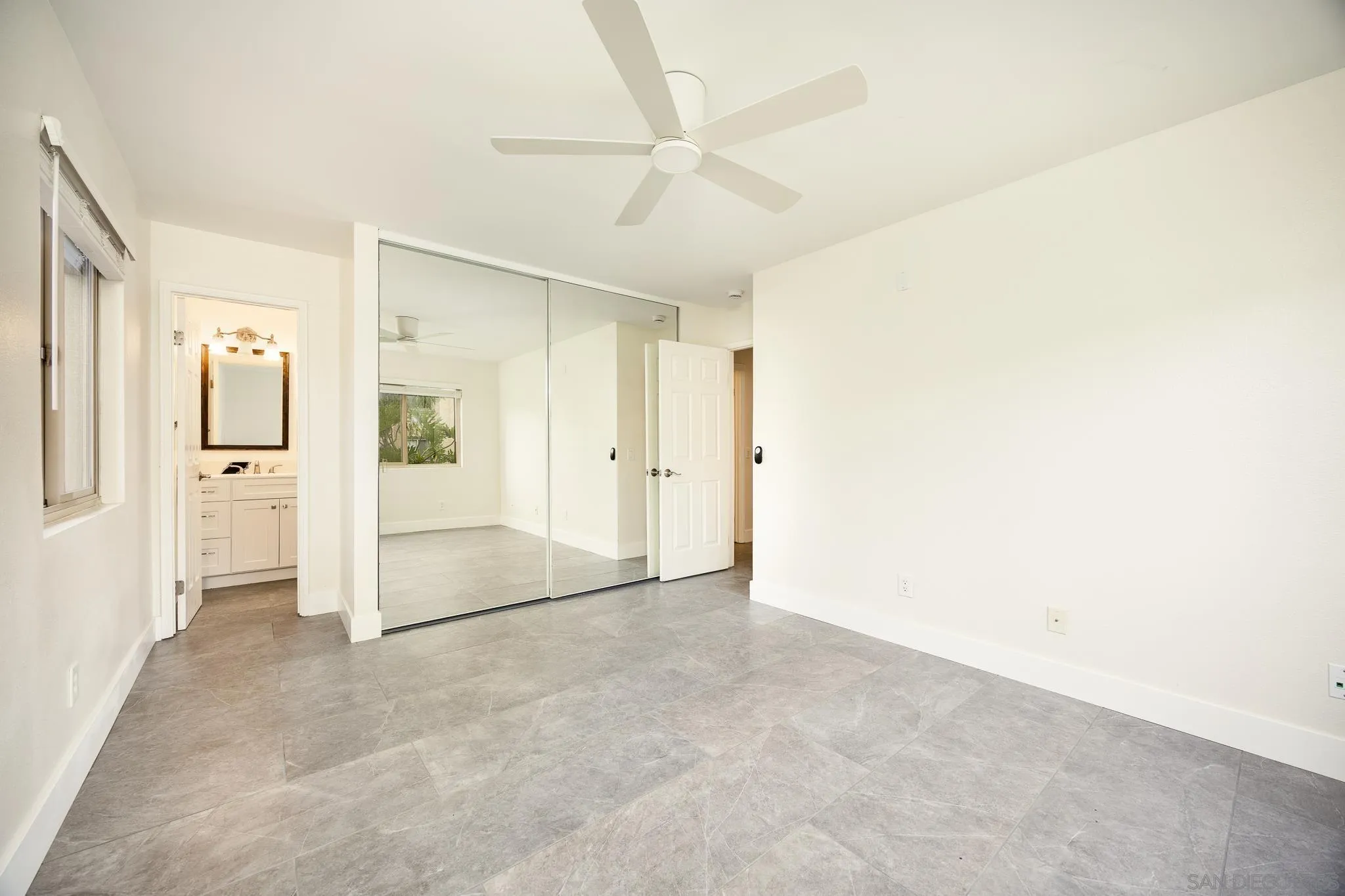 Photo #18: 250035439 Listing: Photo #18