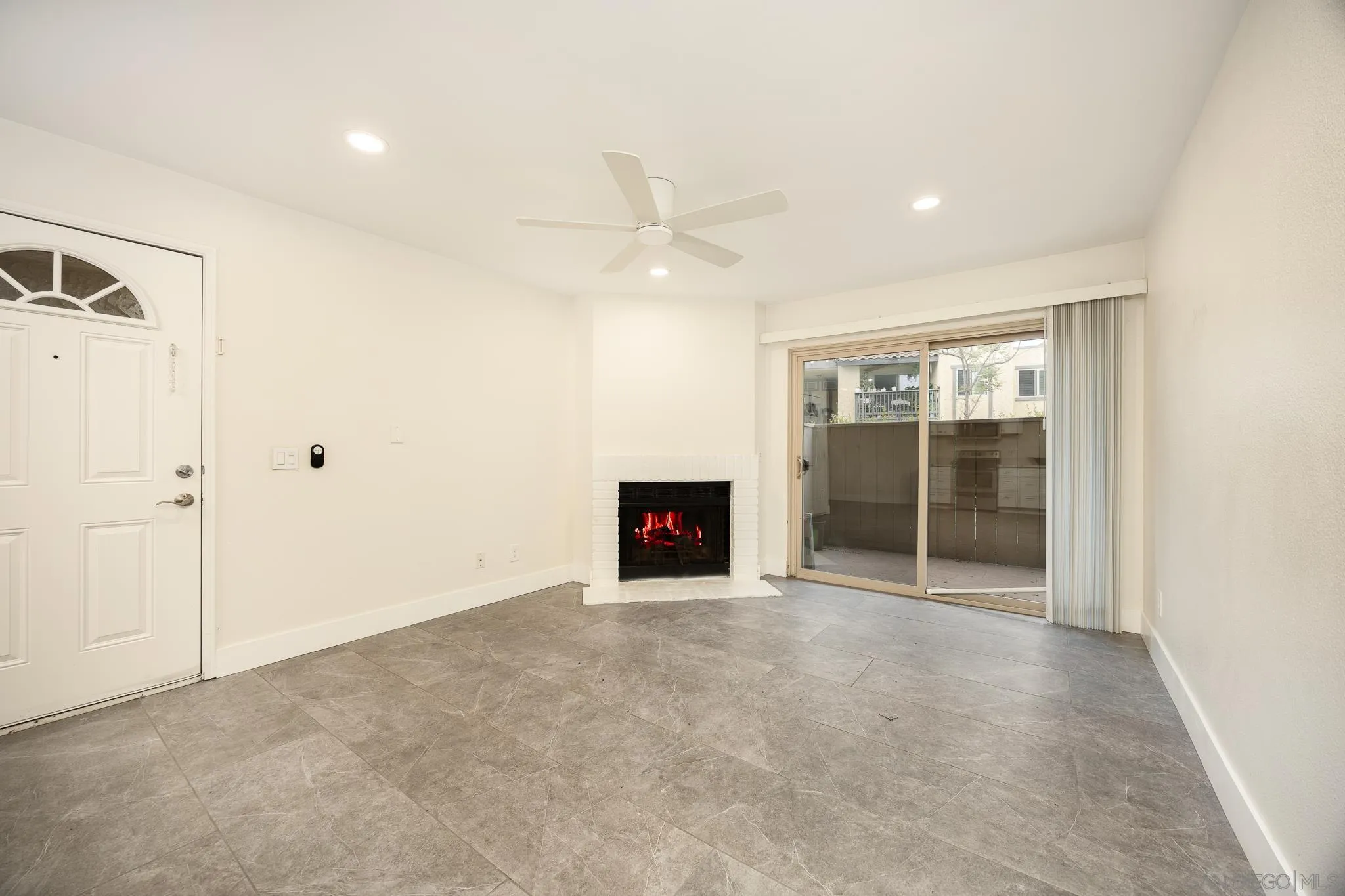 Photo #8: 250035439 Listing: Photo #8