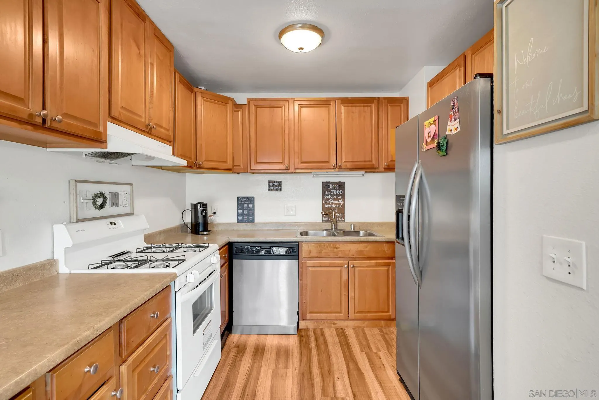 Photo #7: 250035443 Listing: Photo #7
