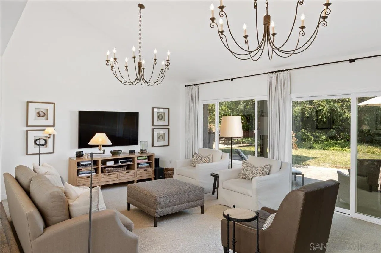 https://cdn.realtyfeed.com/cdn/127/250035452/67d8ef6a105d8d4c5dd9408493757854.webp
