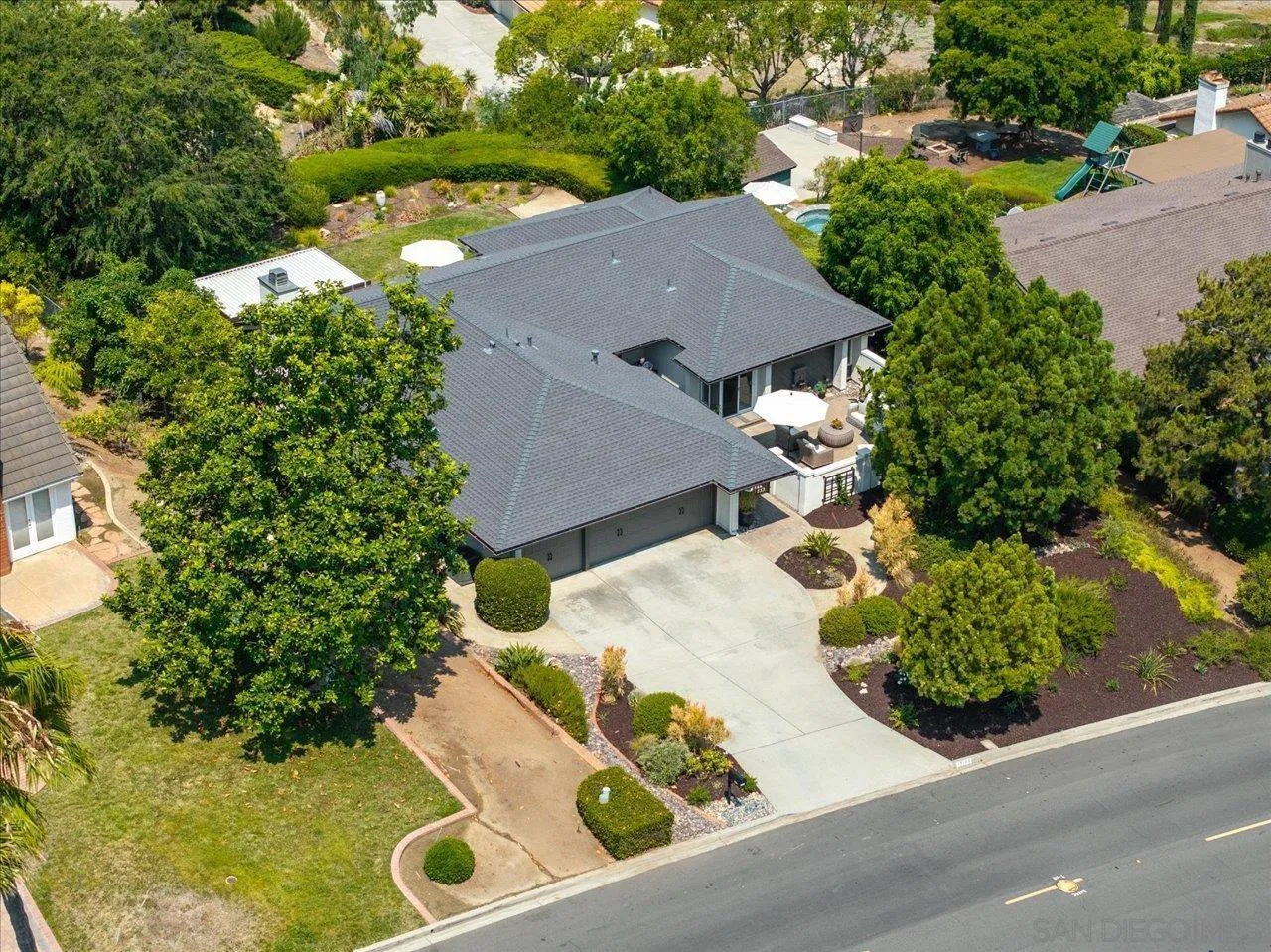 https://cdn.realtyfeed.com/cdn/127/250035452/b9855c2f1e4376e3d82a53753867bdfa.webp