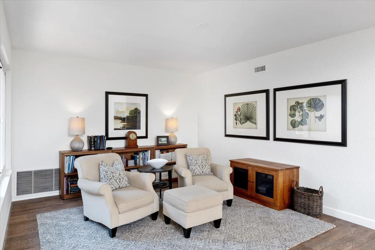 https://cdn.realtyfeed.com/cdn/127/250035452/d224fcee838f1ec66a219a6247cb263d.webp
