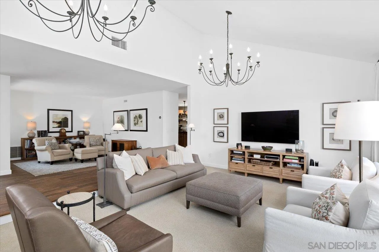 https://cdn.realtyfeed.com/cdn/127/250035452/e8ed4b76549b85c03958c895a53cacf1.webp