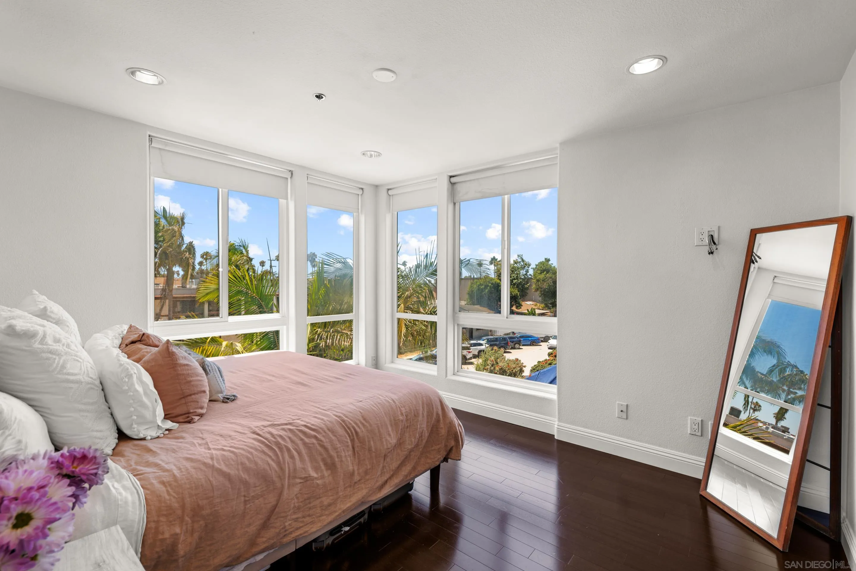 Photo #16: 250035458 Listing: Photo #16