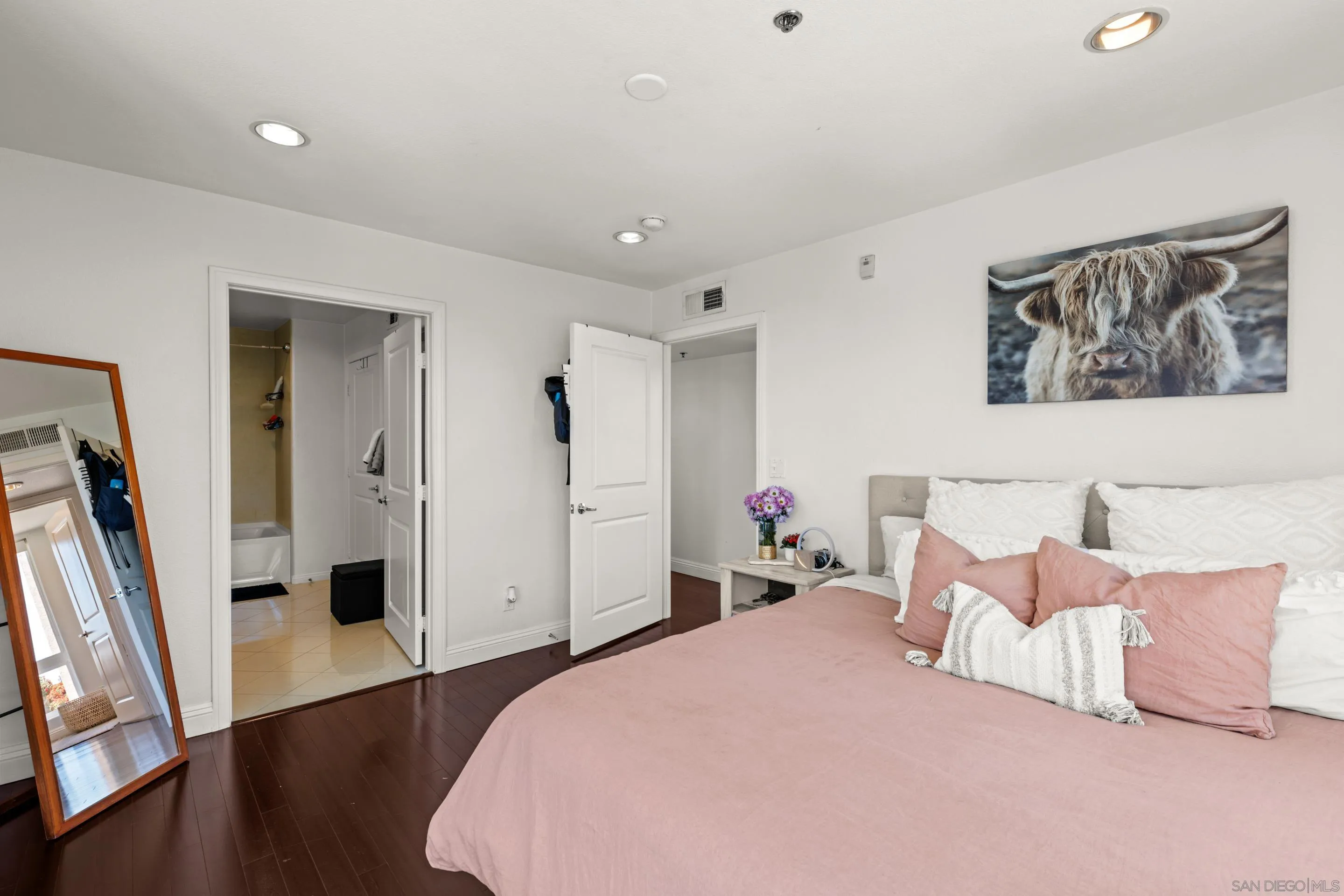 Photo #18: 250035458 Listing: Photo #18