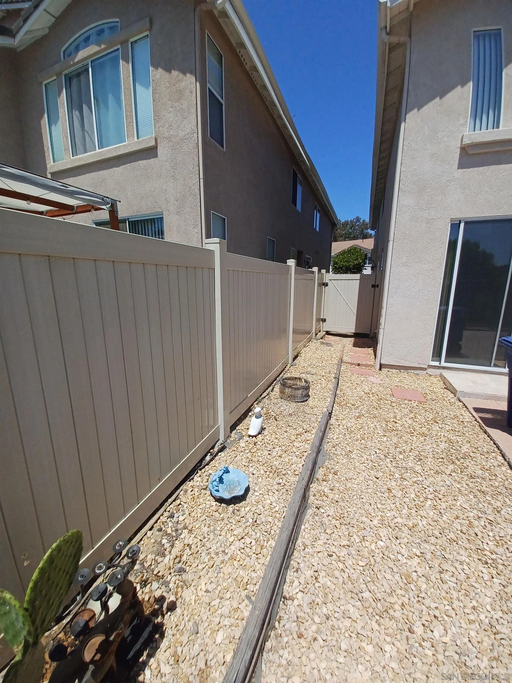 Photo #11: 250035460 Listing: Photo #11