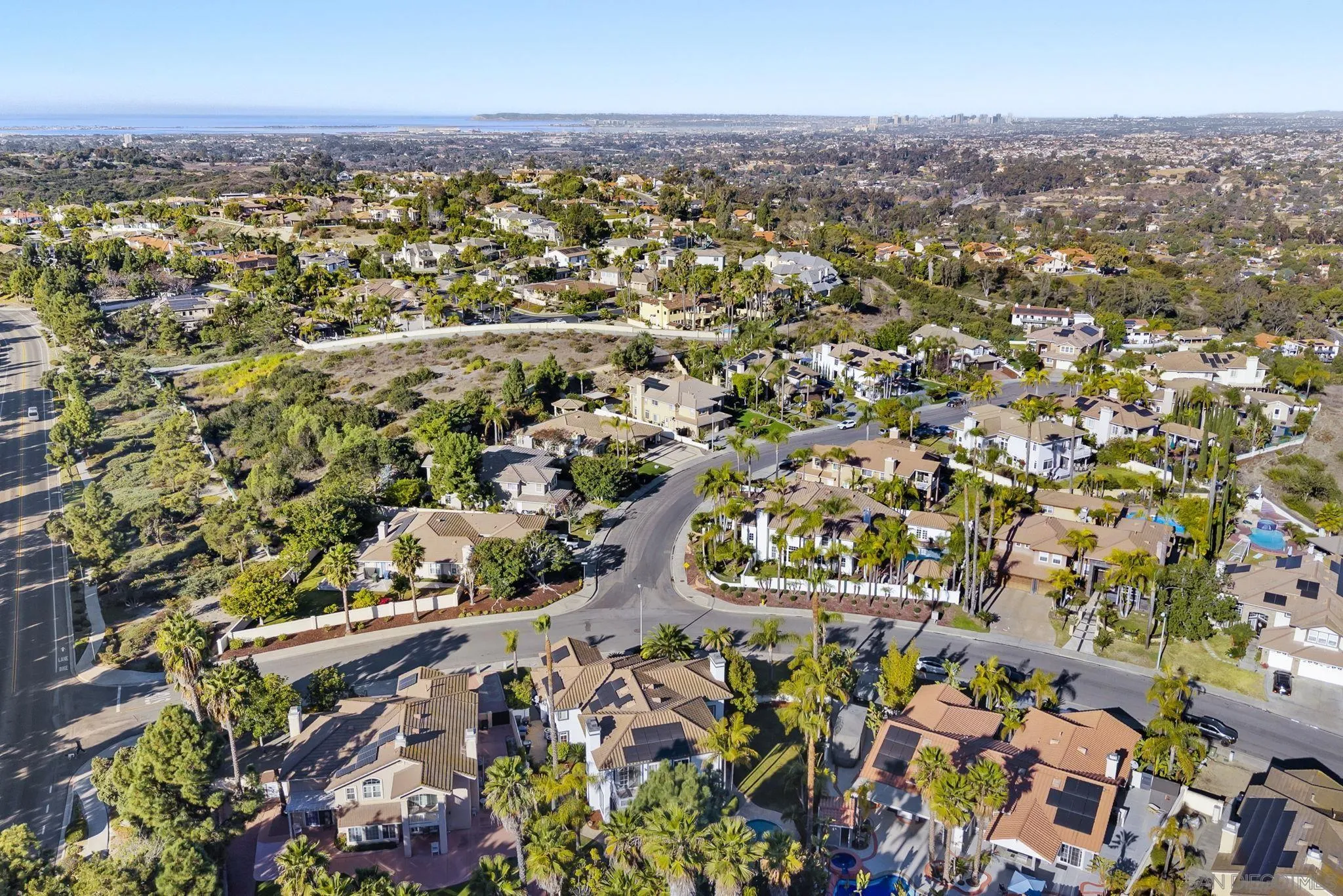 https://cdn.realtyfeed.com/cdn/127/250035476/16ea91a1cf2d3a45882d6c53b453efe7.webp