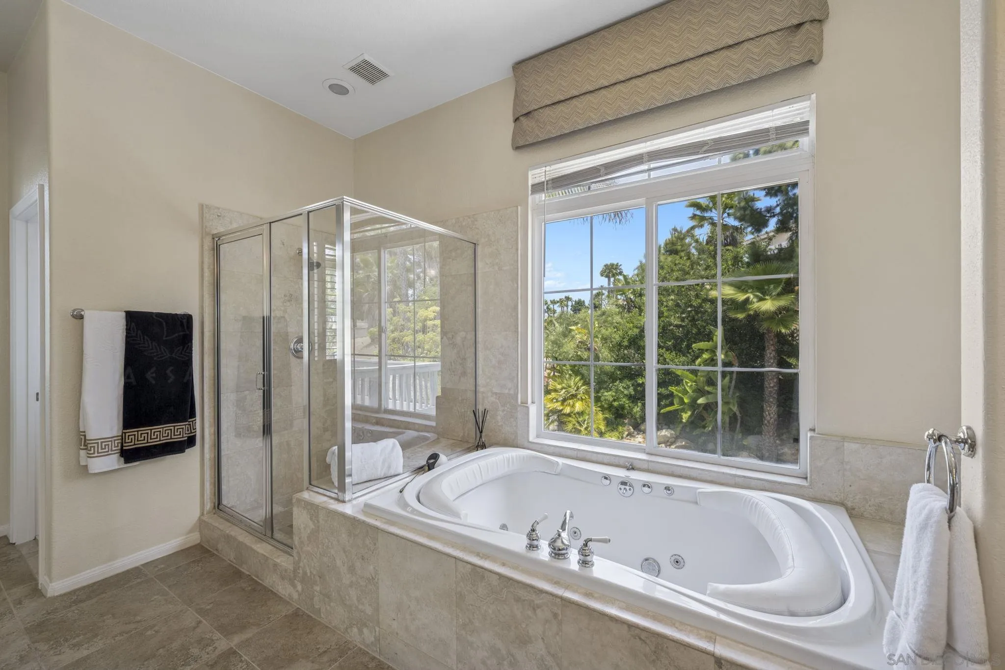 https://cdn.realtyfeed.com/cdn/127/250035476/24b350d8e574a8a805e9a935bcbb9584.webp