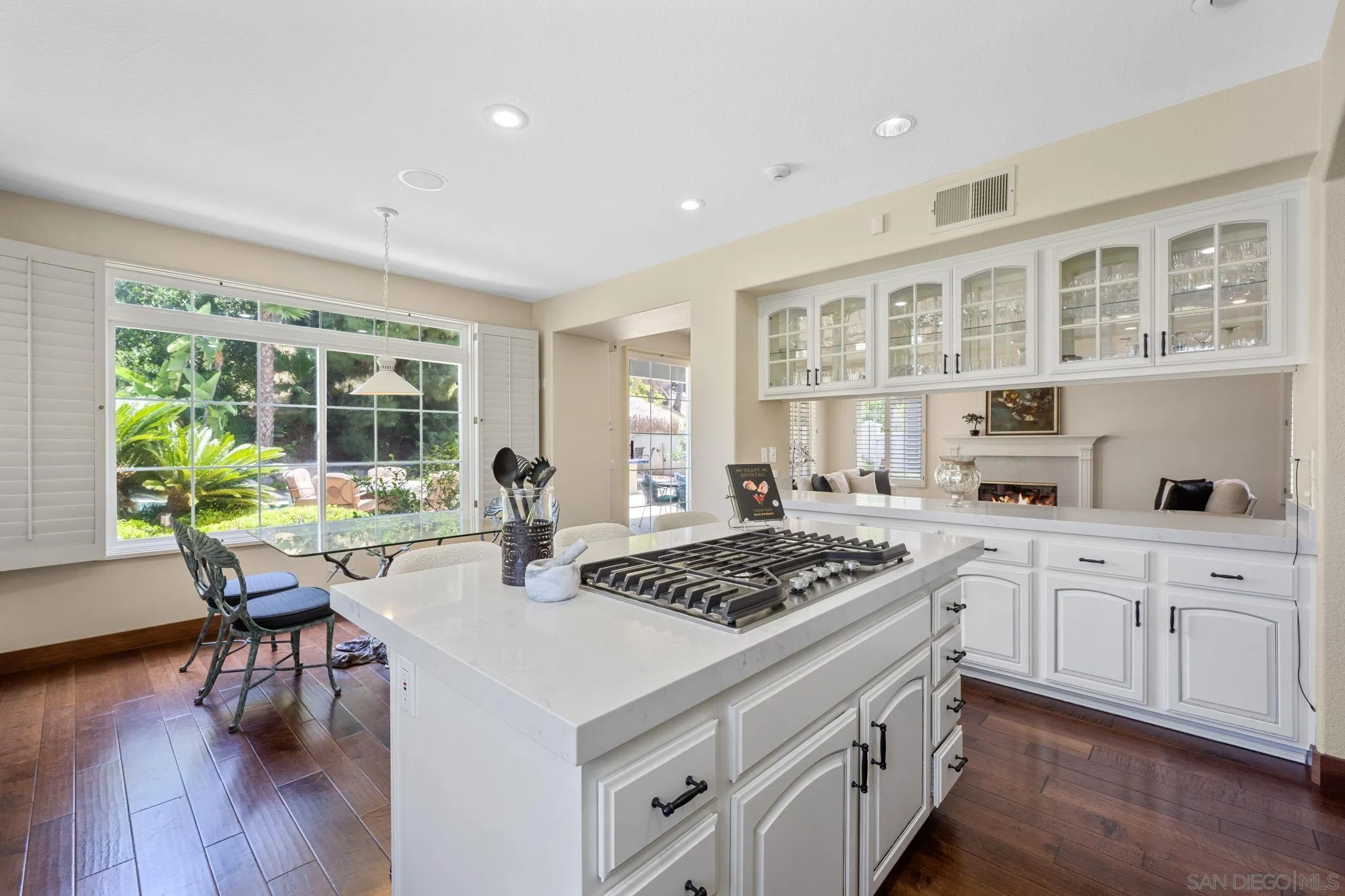 https://cdn.realtyfeed.com/cdn/127/250035476/b729e35a351223c195f5d42a794f9f3b.webp