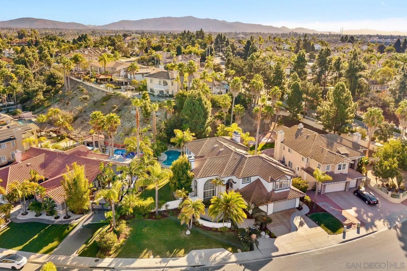 https://cdn.realtyfeed.com/cdn/127/250035476/cd432f32fee01d91485a97548dc8a88c.webp