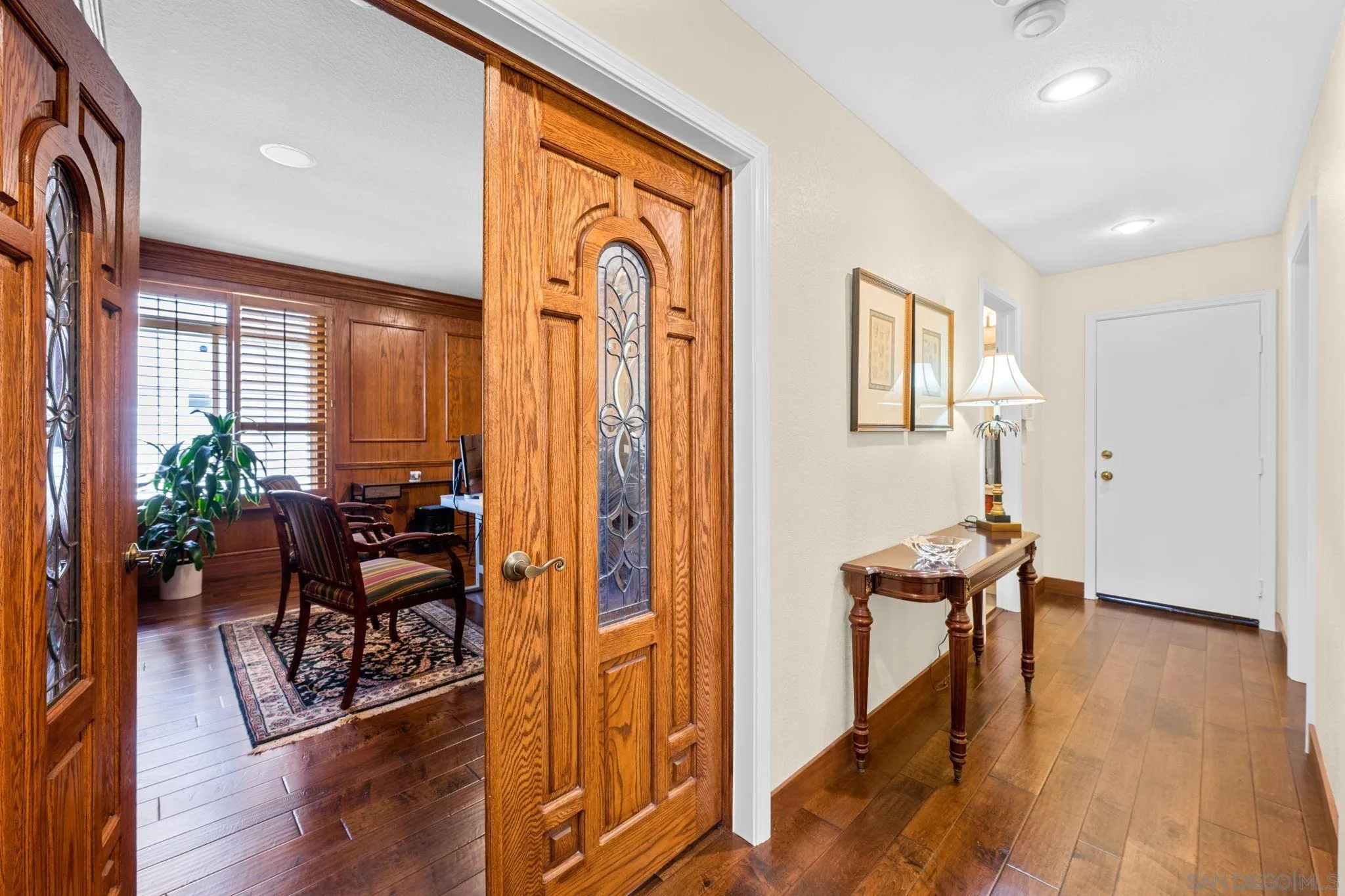 https://cdn.realtyfeed.com/cdn/127/250035476/d9430bcfa7660594f1bbbedc94171025.webp