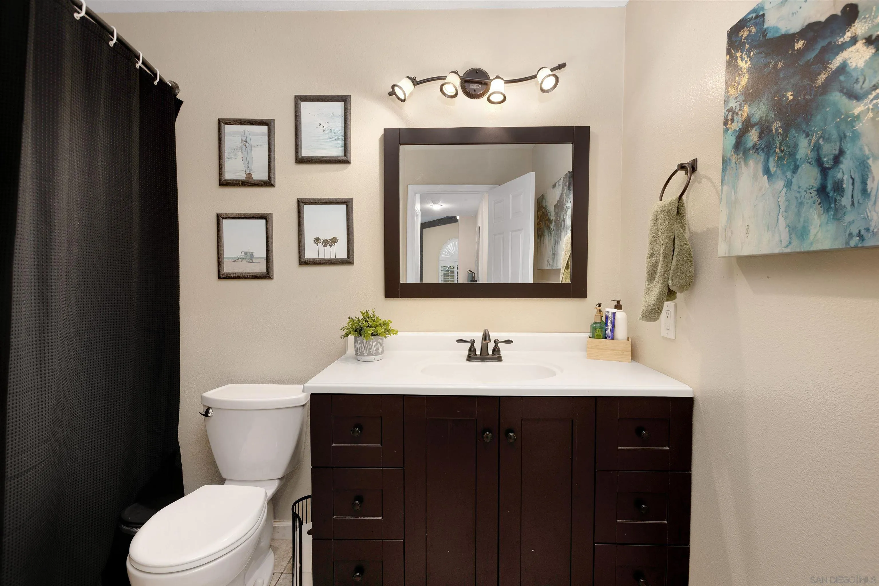 Photo #32: 250035483 Listing: Photo #32