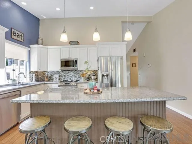 Photo #7: 250035483 Listing: Photo #7