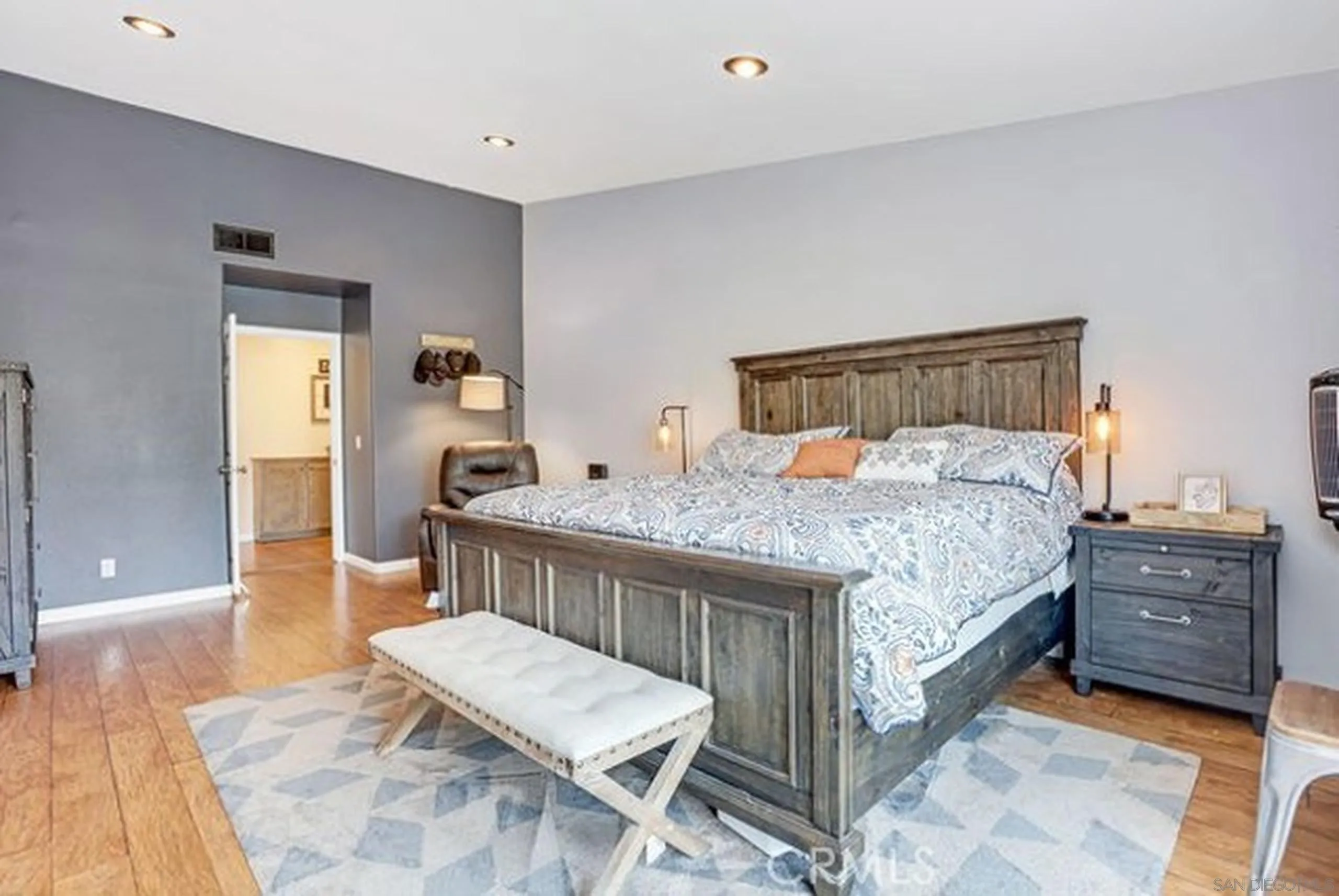 Photo #22: 250035483 Listing: Photo #22