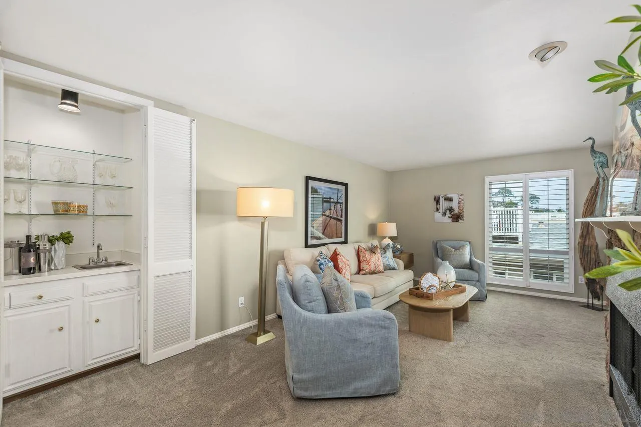 Photo #11: 250035487 Listing: Photo #11
