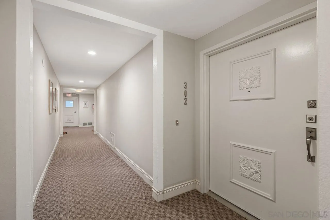 Photo #8: 250035487 Listing: Photo #8
