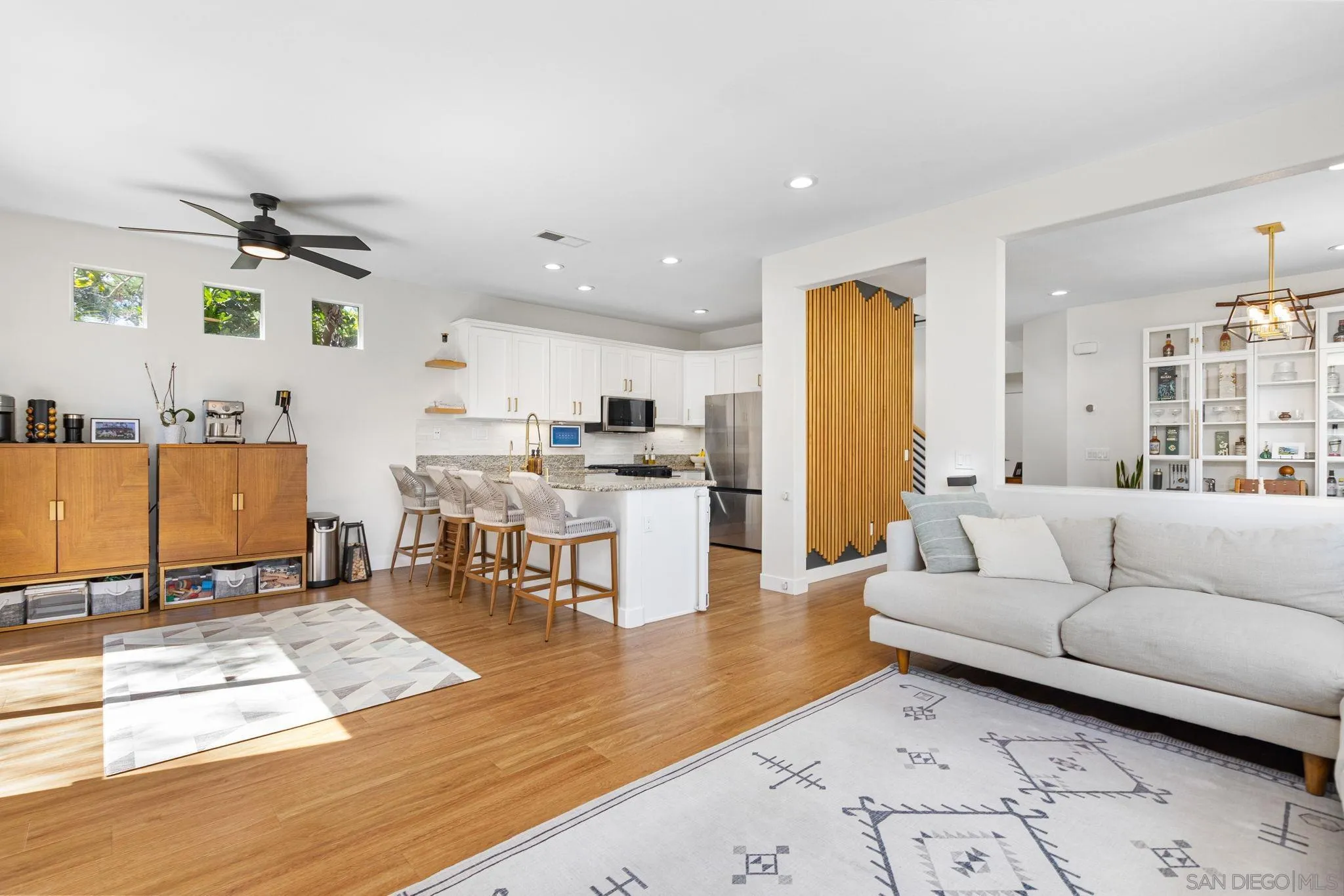 https://cdn.realtyfeed.com/cdn/127/250035498/2b6653fdffb84f02df6658ca4b8c53e2.webp