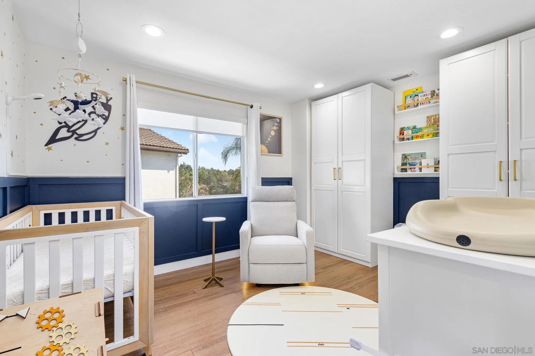 https://cdn.realtyfeed.com/cdn/127/250035498/44178e378e40442040e047cb14d19fb7.webp