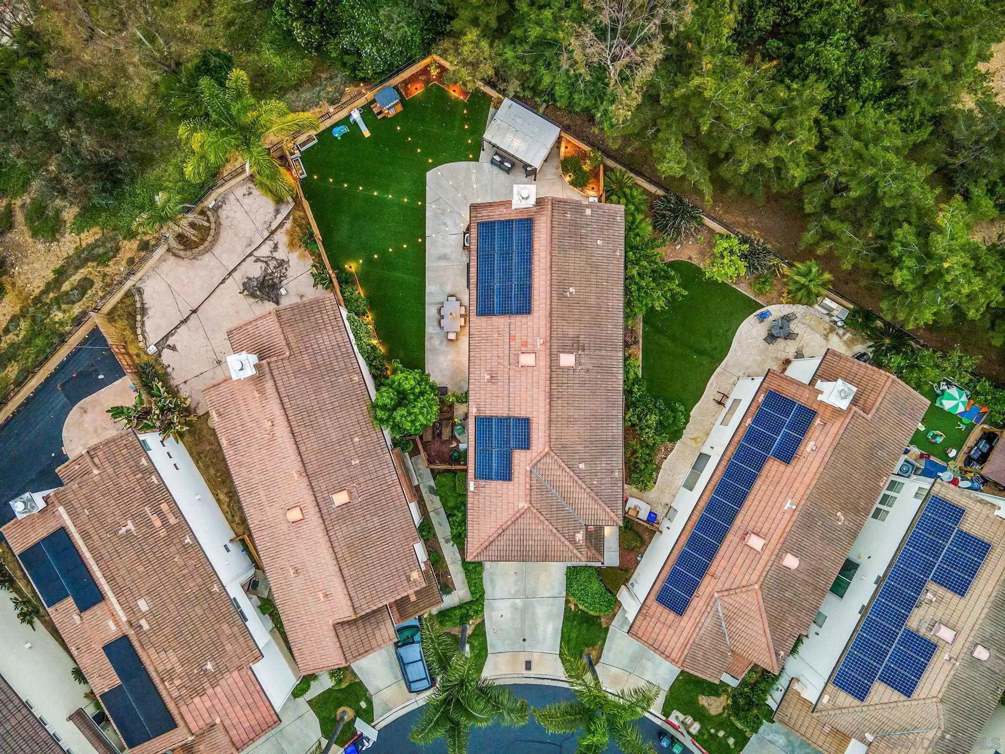 https://cdn.realtyfeed.com/cdn/127/250035498/90f0c8ab497b3563c66850af55cb2b09.webp