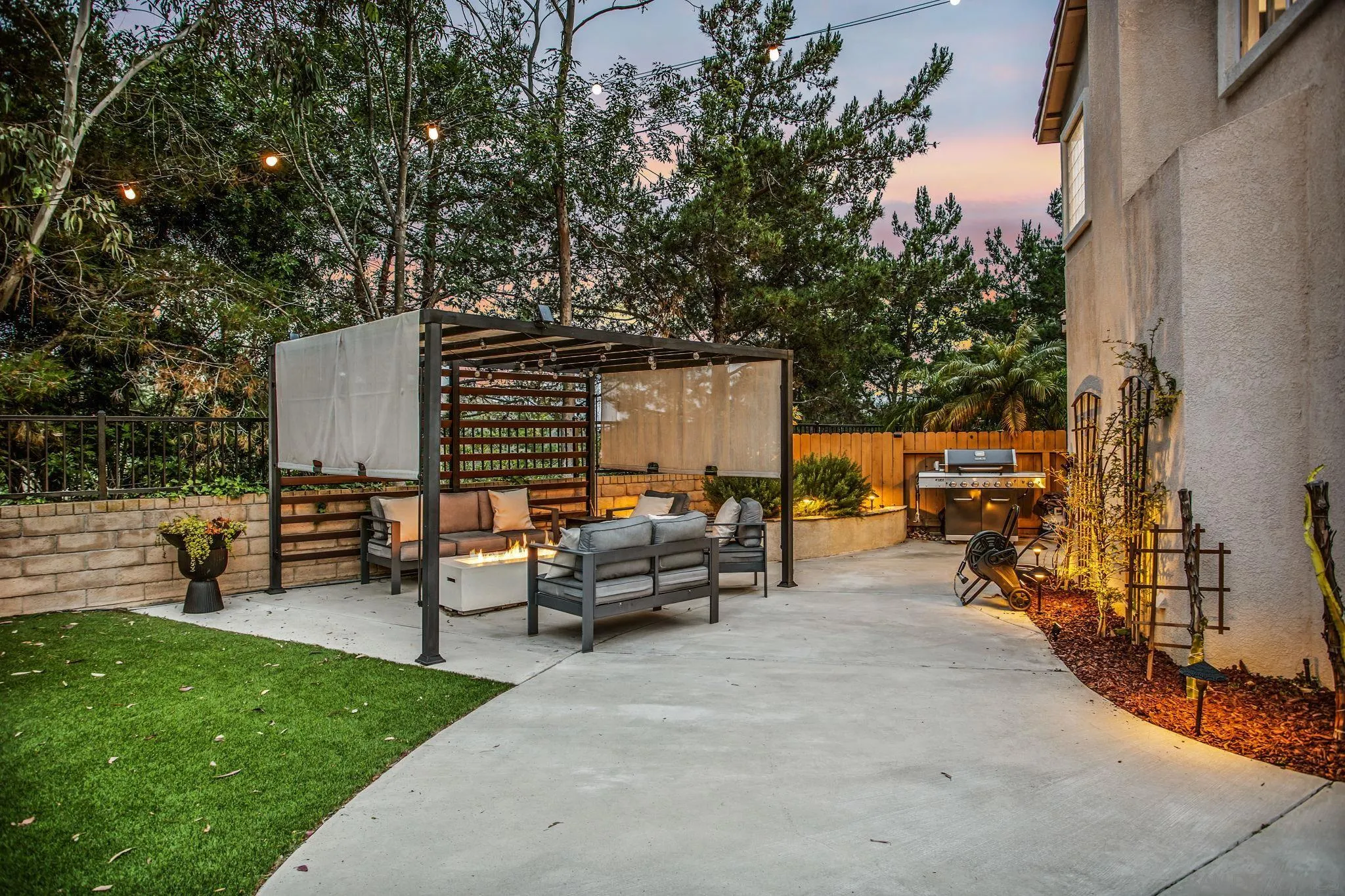 https://cdn.realtyfeed.com/cdn/127/250035498/cd931c897578944c374d4b587dca85f1.webp