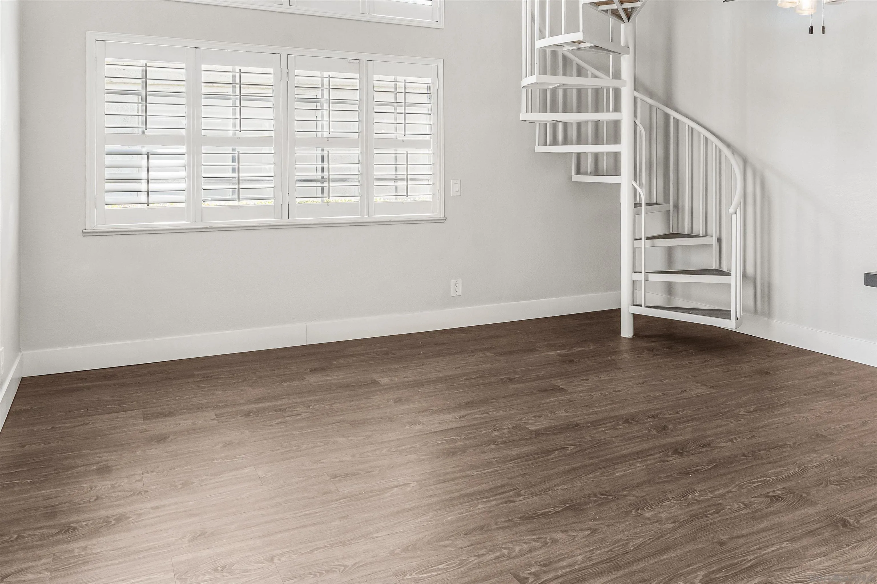 Photo #4: 250035505 Listing 