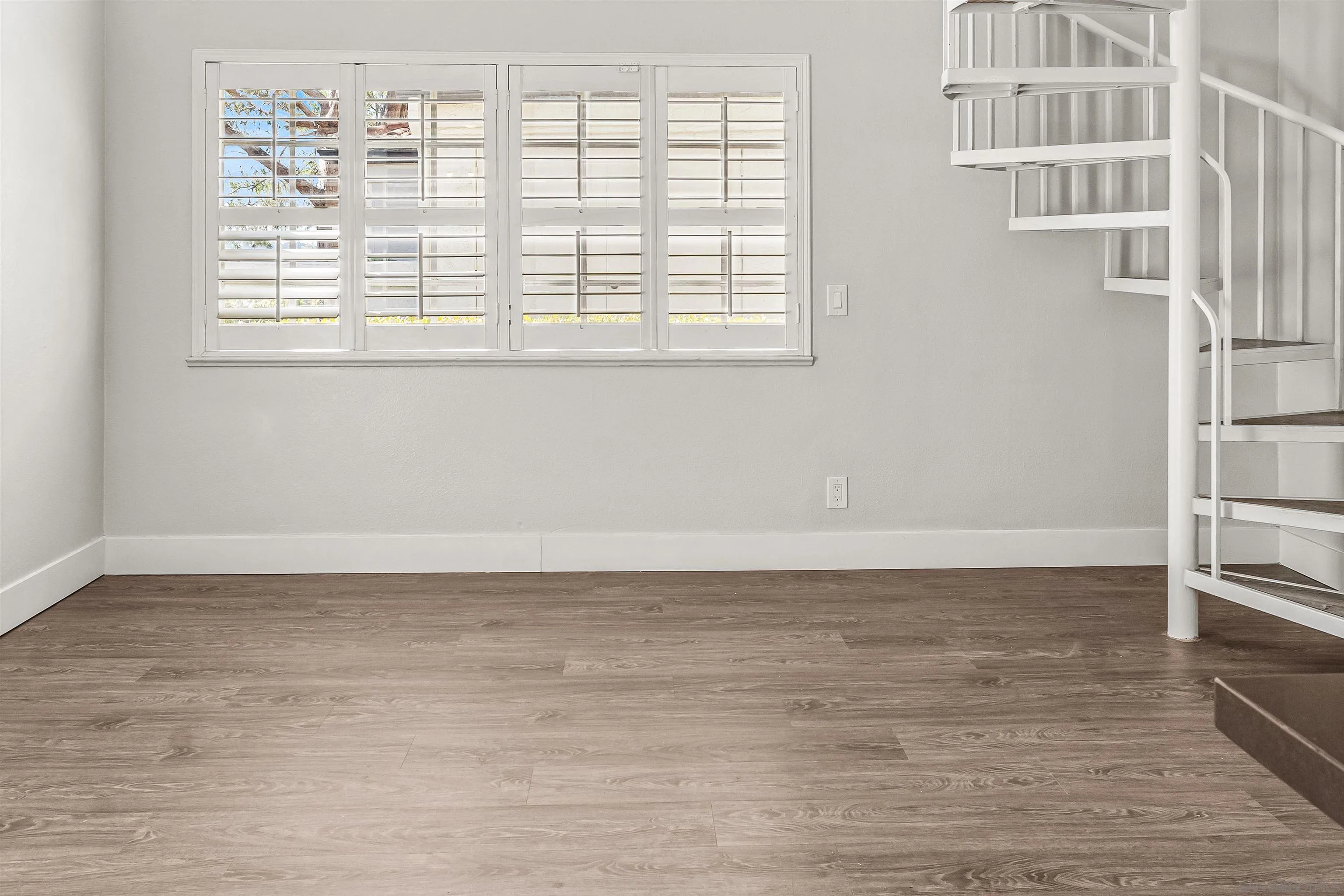 Photo #3: 250035505 Listing 