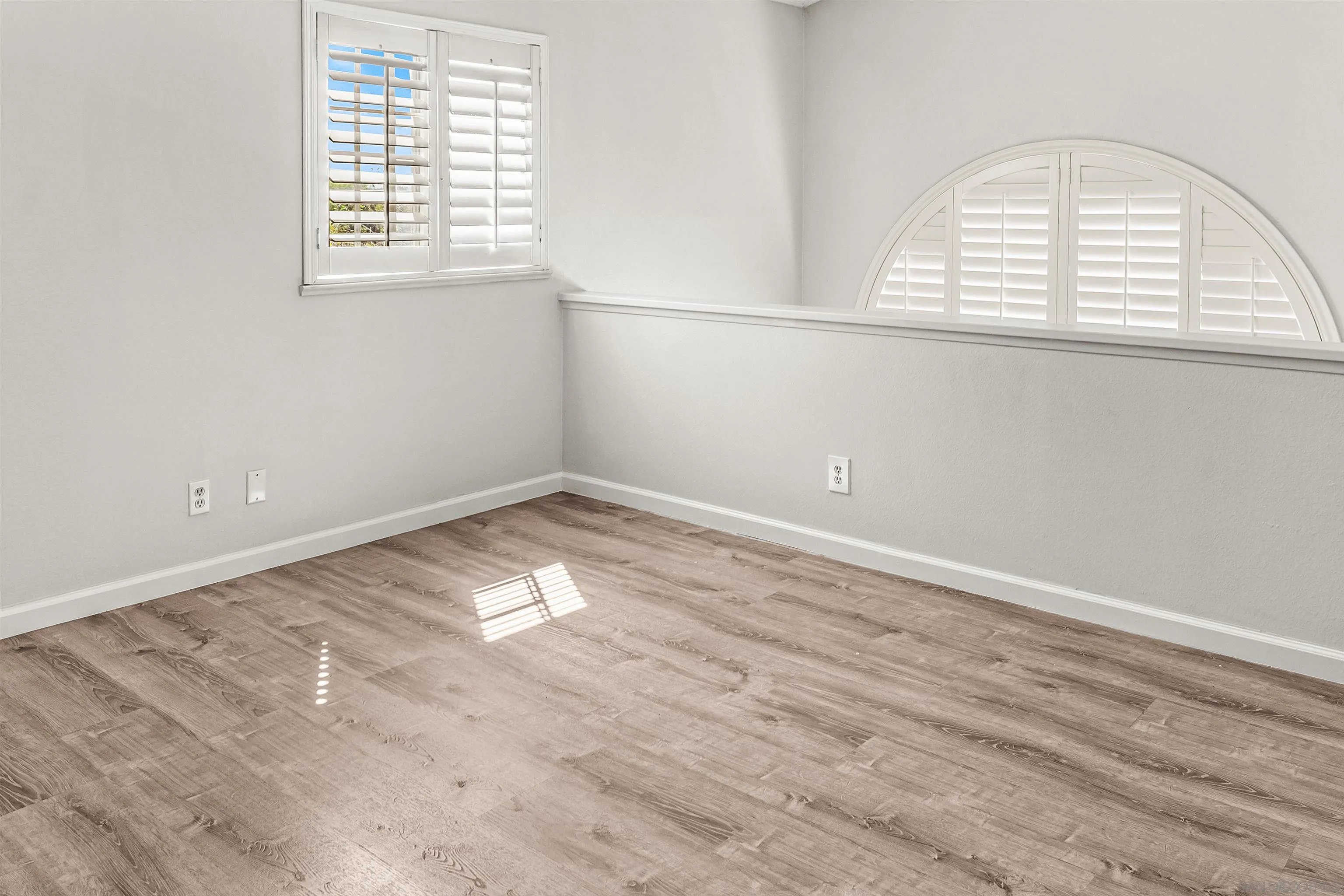 Photo #12: 250035505 Listing: Photo #12