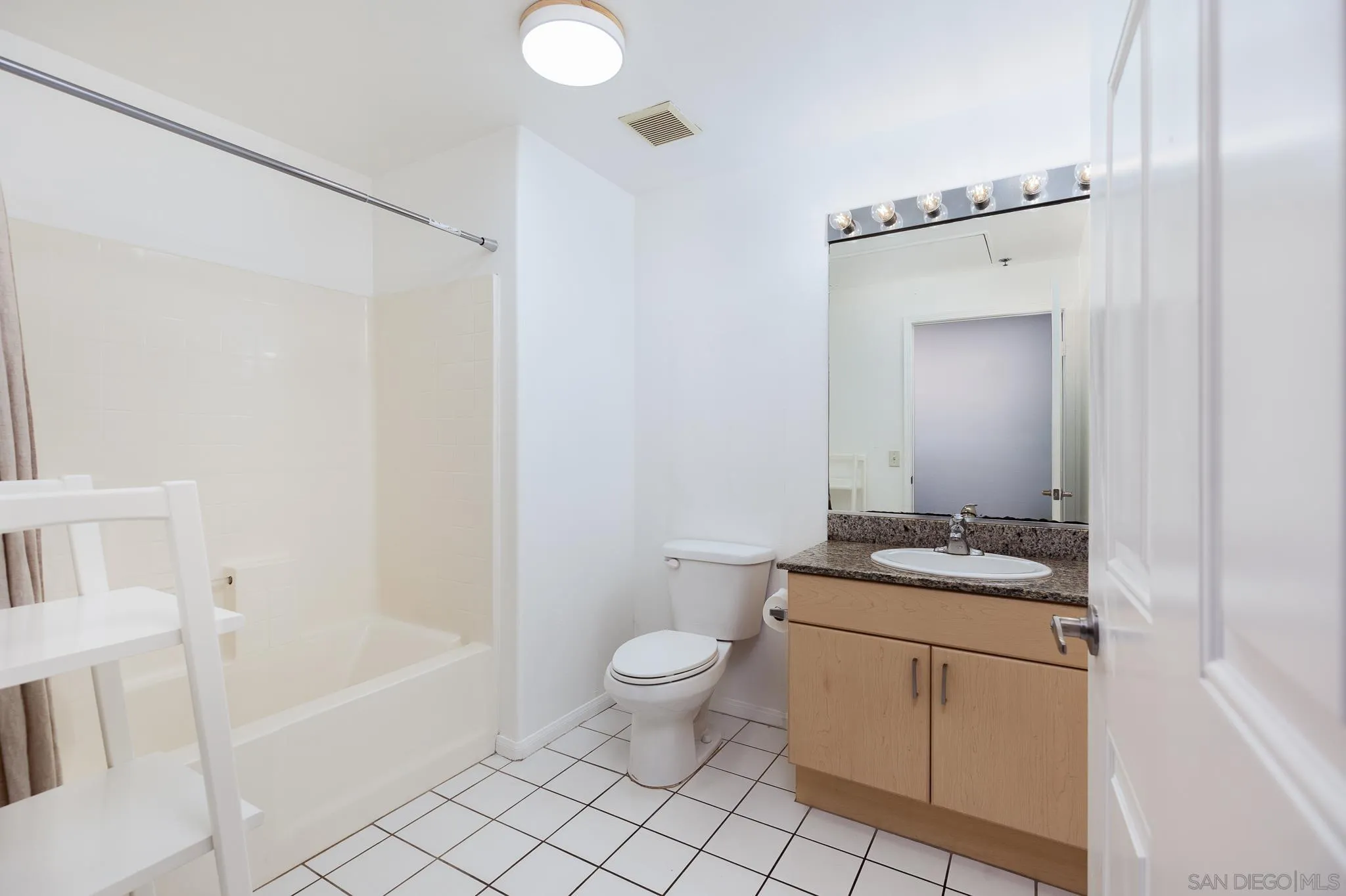 Photo #22: 250035506 Listing: Photo #22