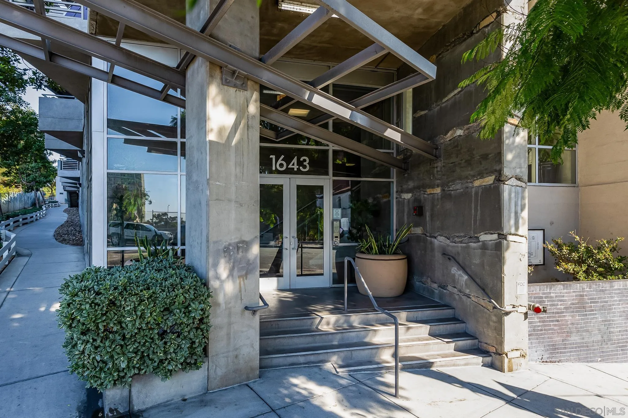 Photo #4: 250035506 Listing 