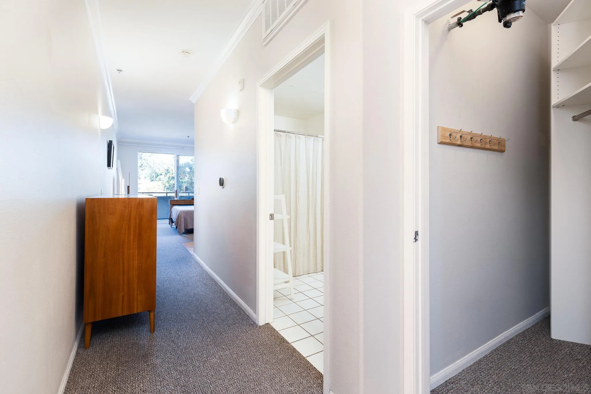 Photo #7: 250035506 Listing: Photo #7
