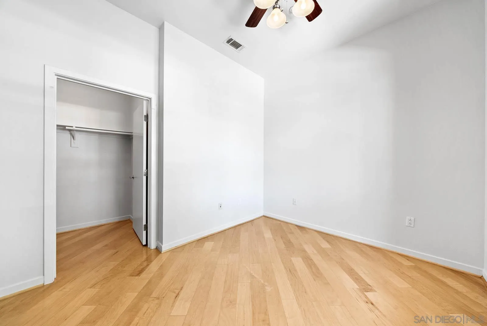 Photo #15: 250035509 Listing: Photo #15