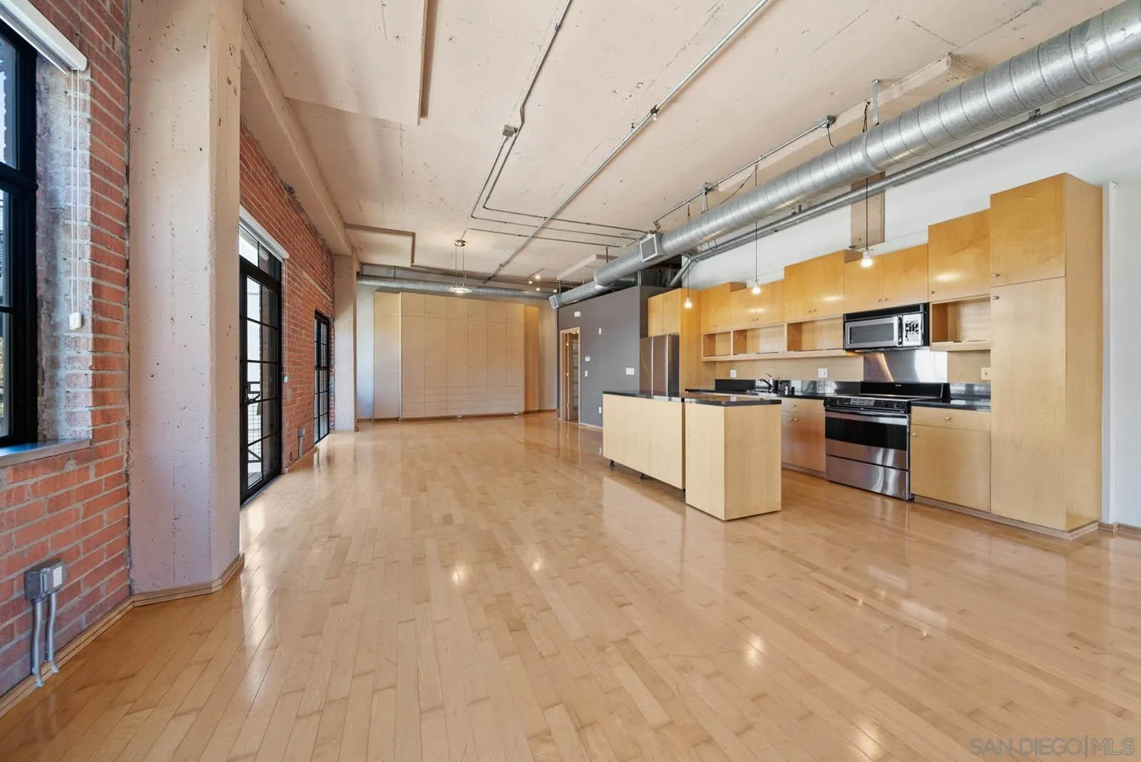 Photo #18: 250035510 Listing: Photo #18