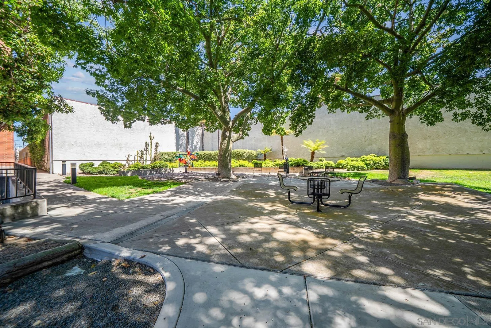 Photo #8: 250035510 Listing: Photo #8
