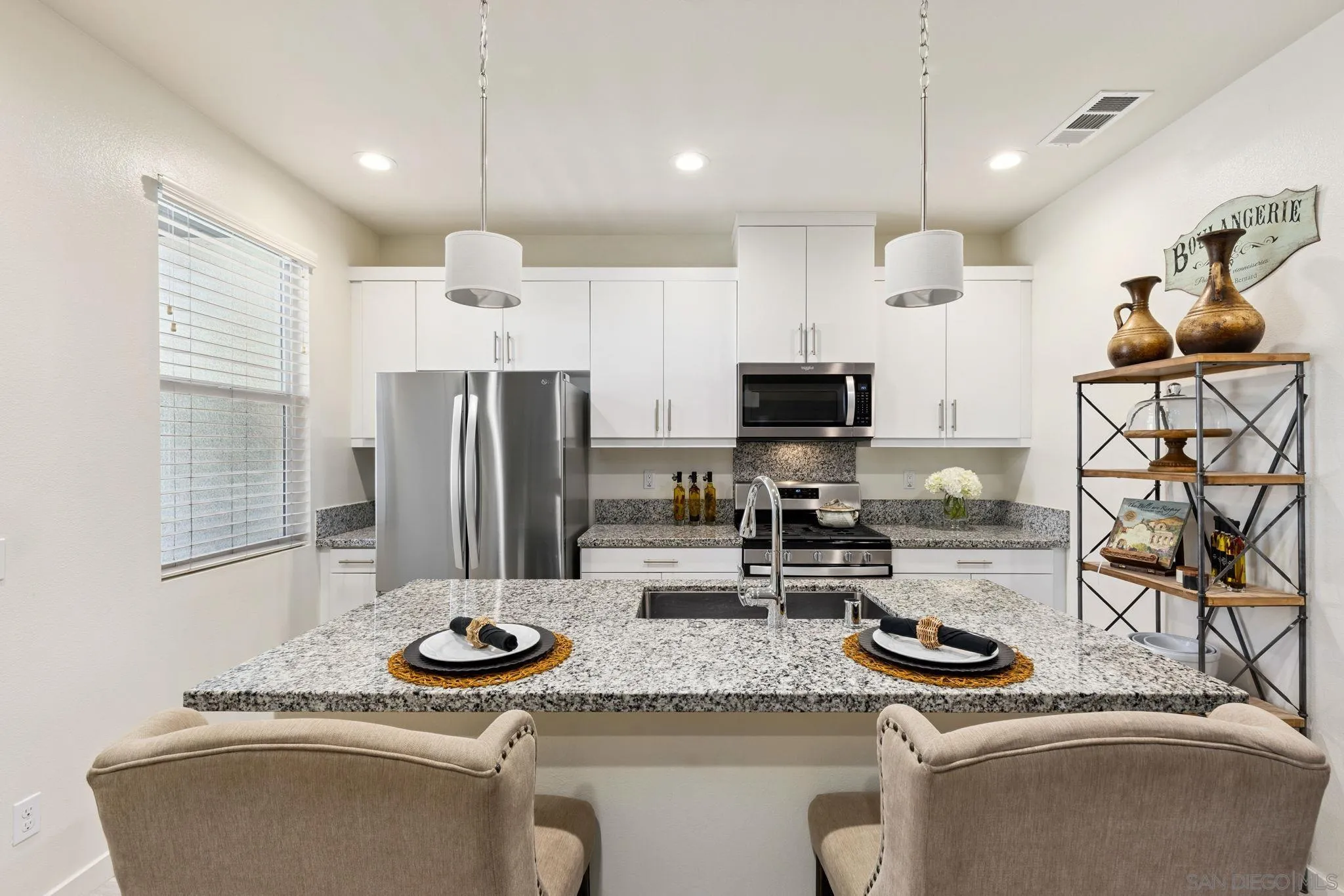 Photo #11: 250035514 Listing: Photo #11